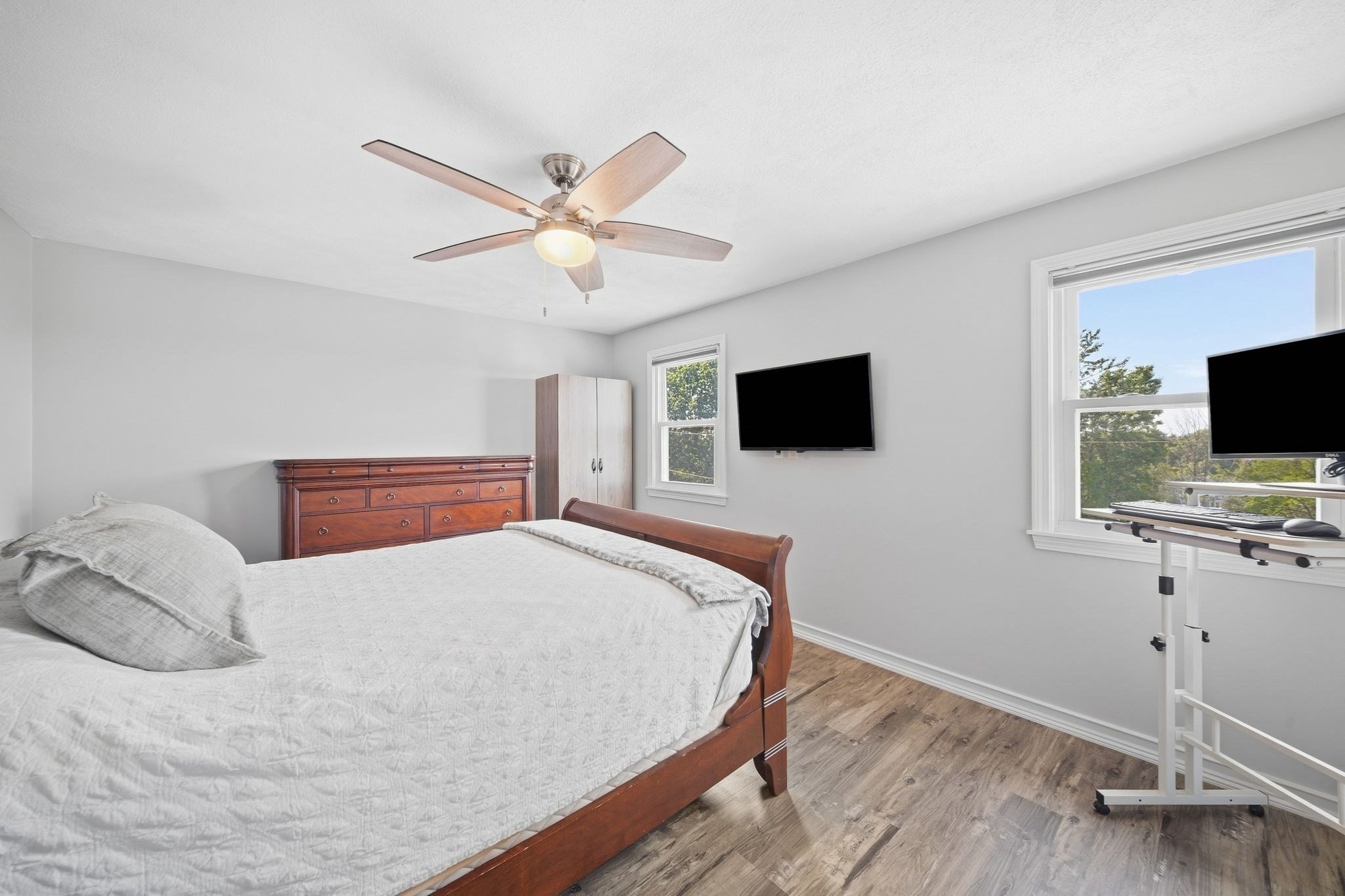 106 Park Ave W # D5 Property Photo 14
