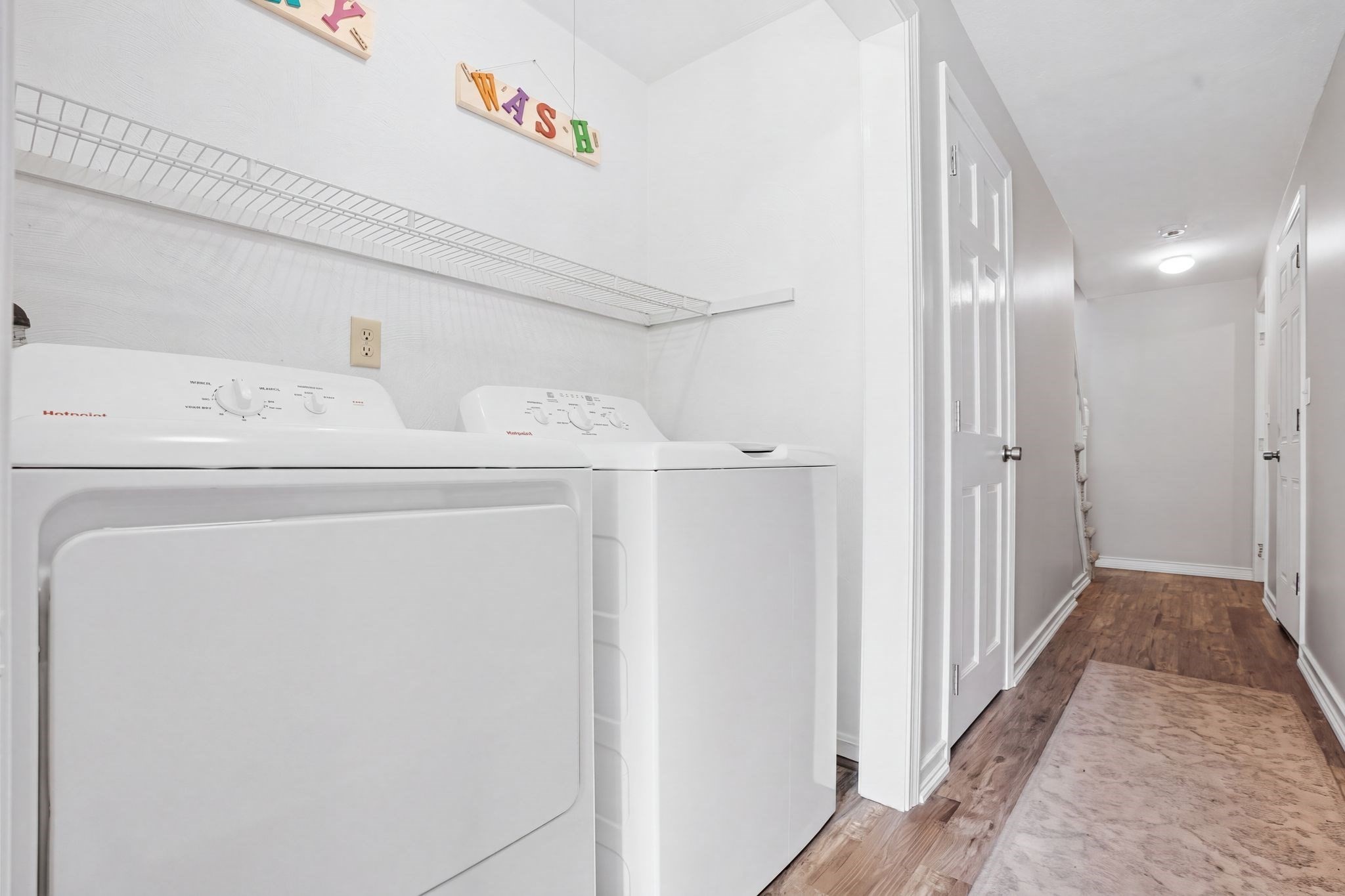 106 Park Ave W # D5 Property Photo 18