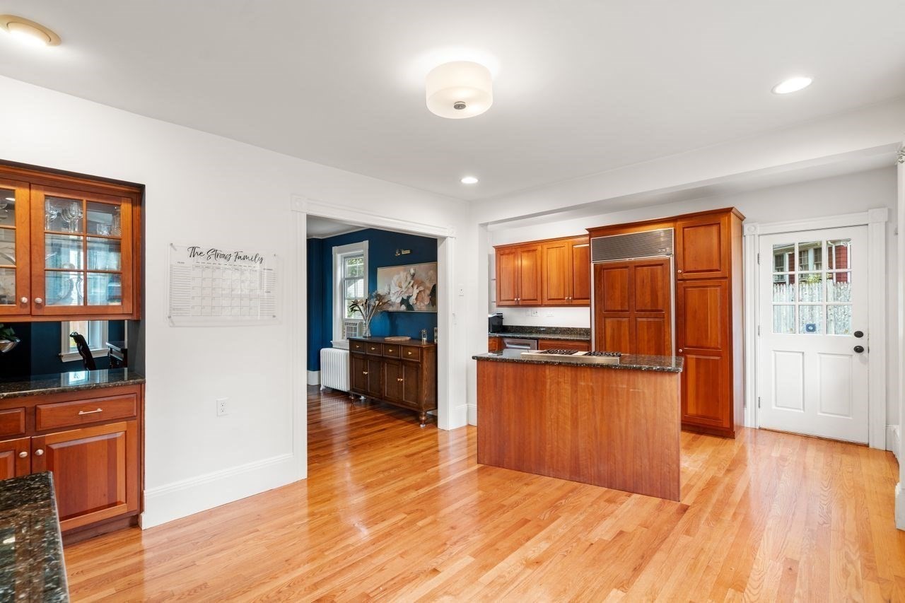 28 River Road Property Photo 9