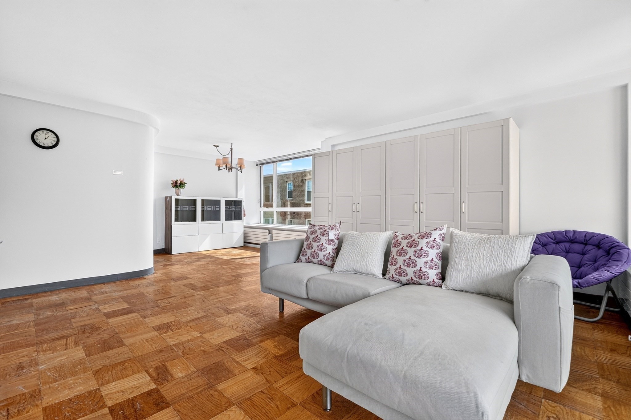 60 Babcock St # 32 Property Photo 5