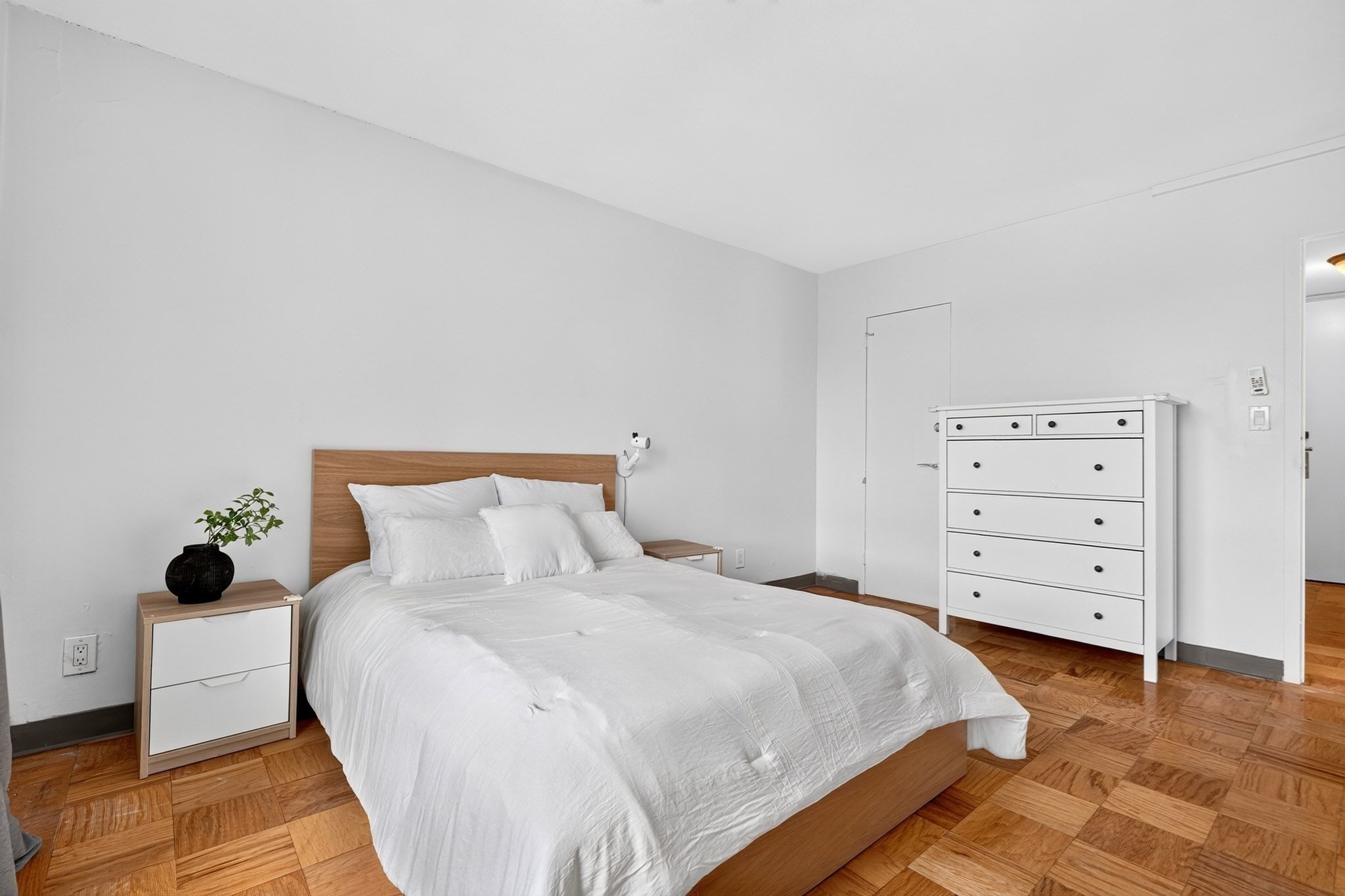 60 Babcock St # 32 Property Photo 14