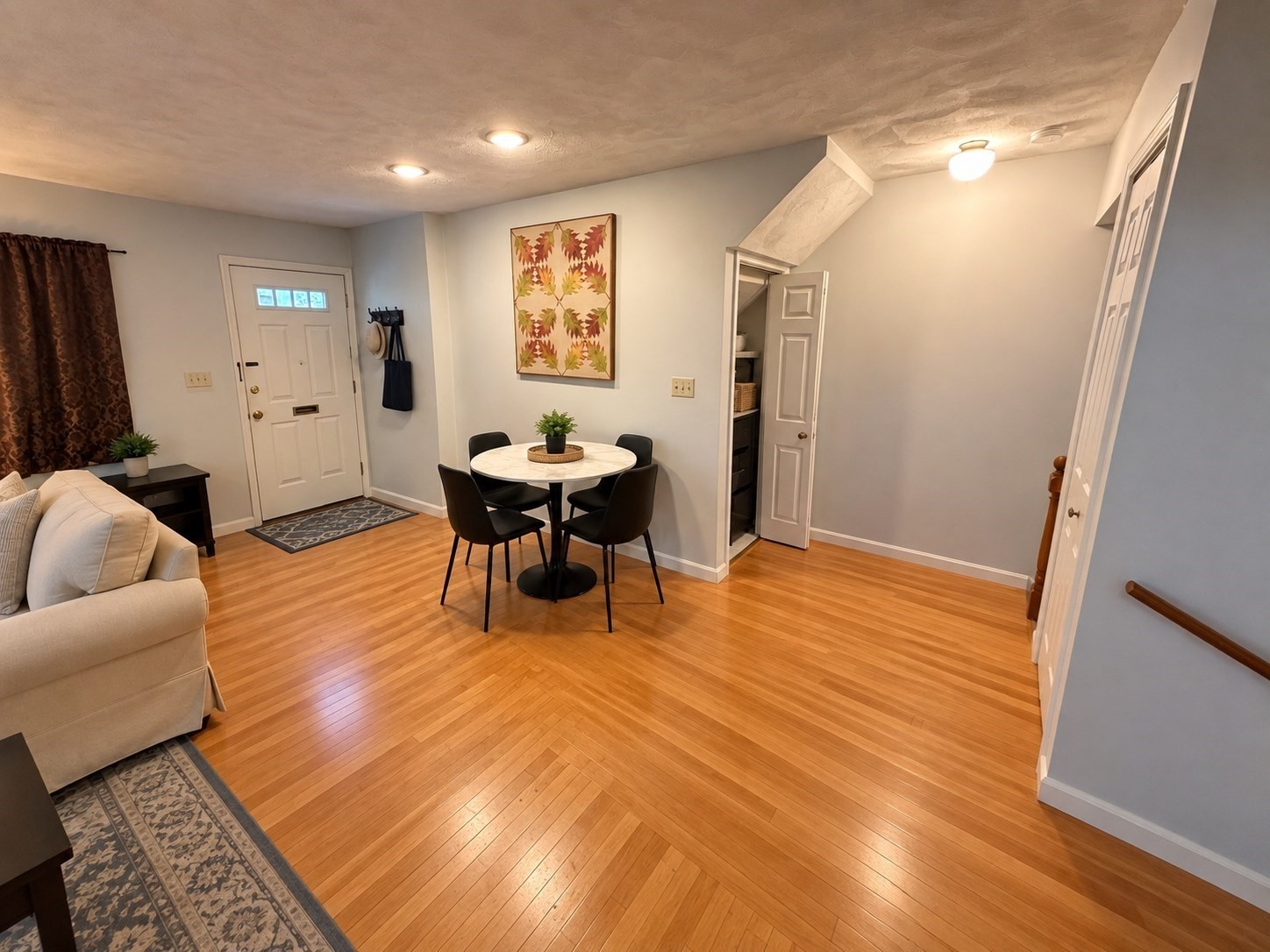 50 Ash Ave # A Property Photo 3