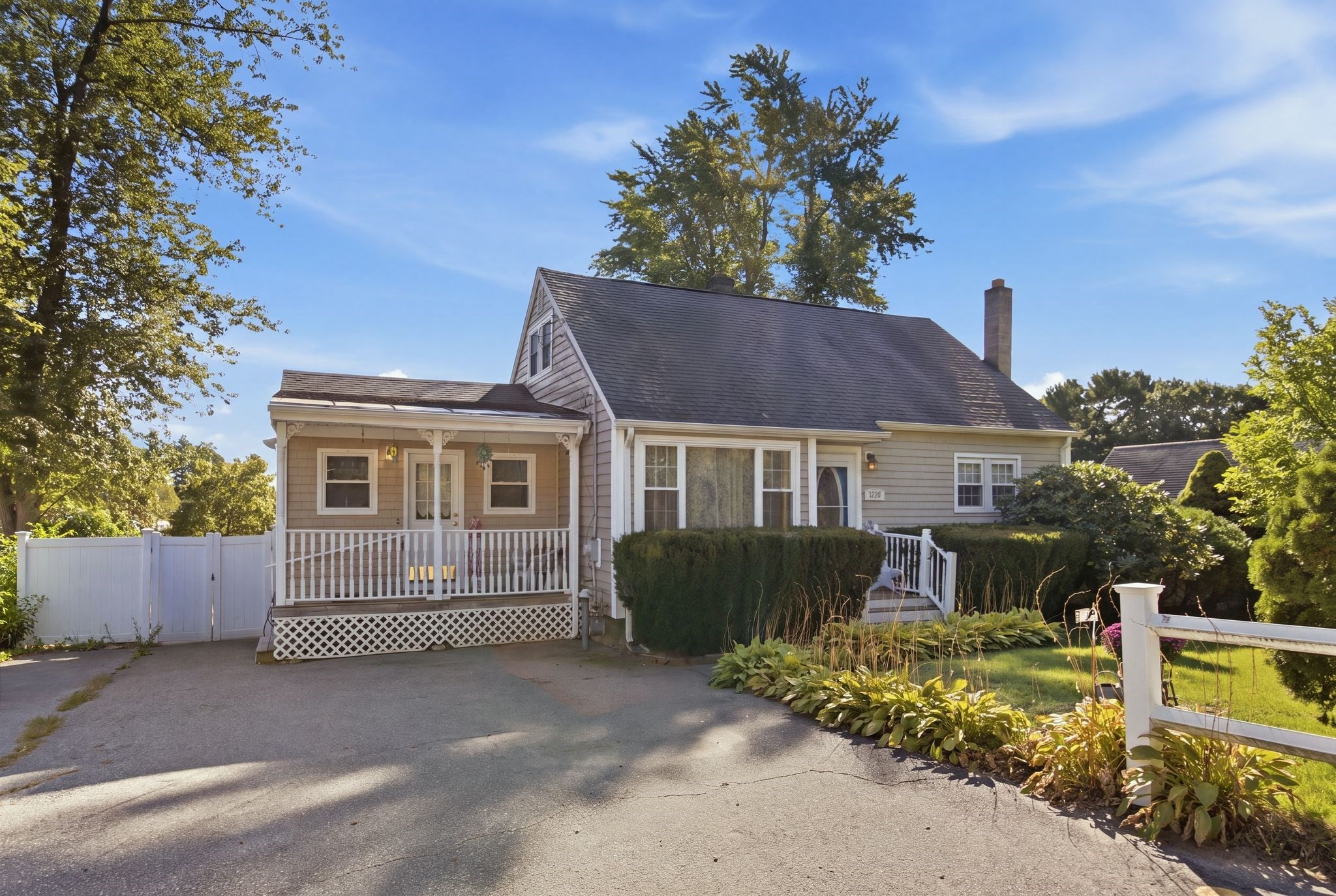 1259 Shawsheen St Property Photo 1