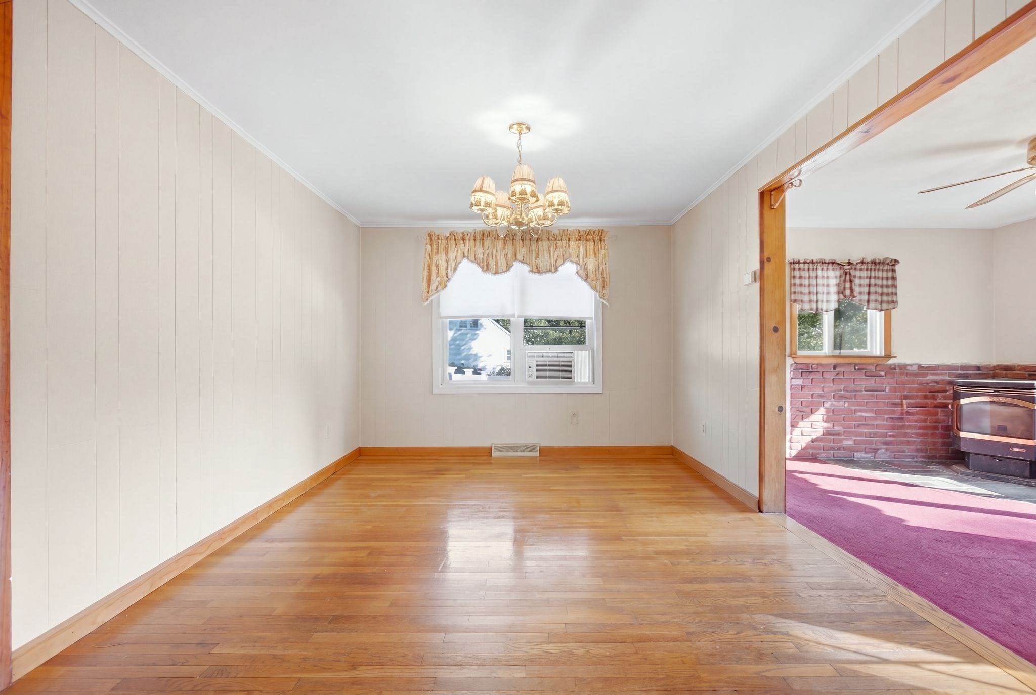 1259 Shawsheen St Property Photo 13