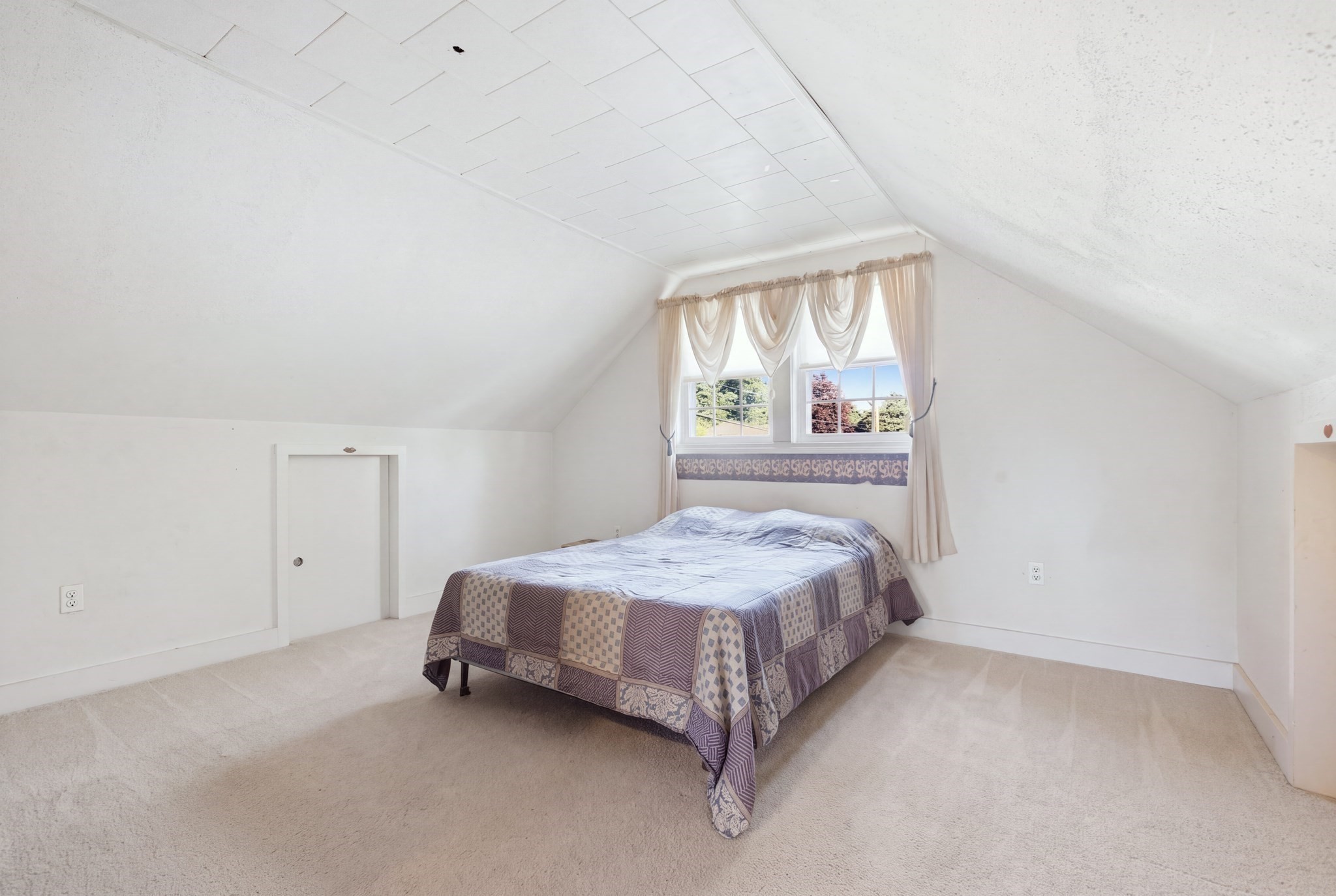 1259 Shawsheen St Property Photo 24