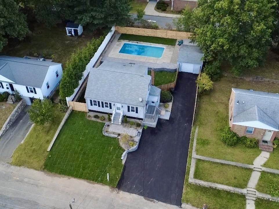 66 Belmont St Property Photo 3