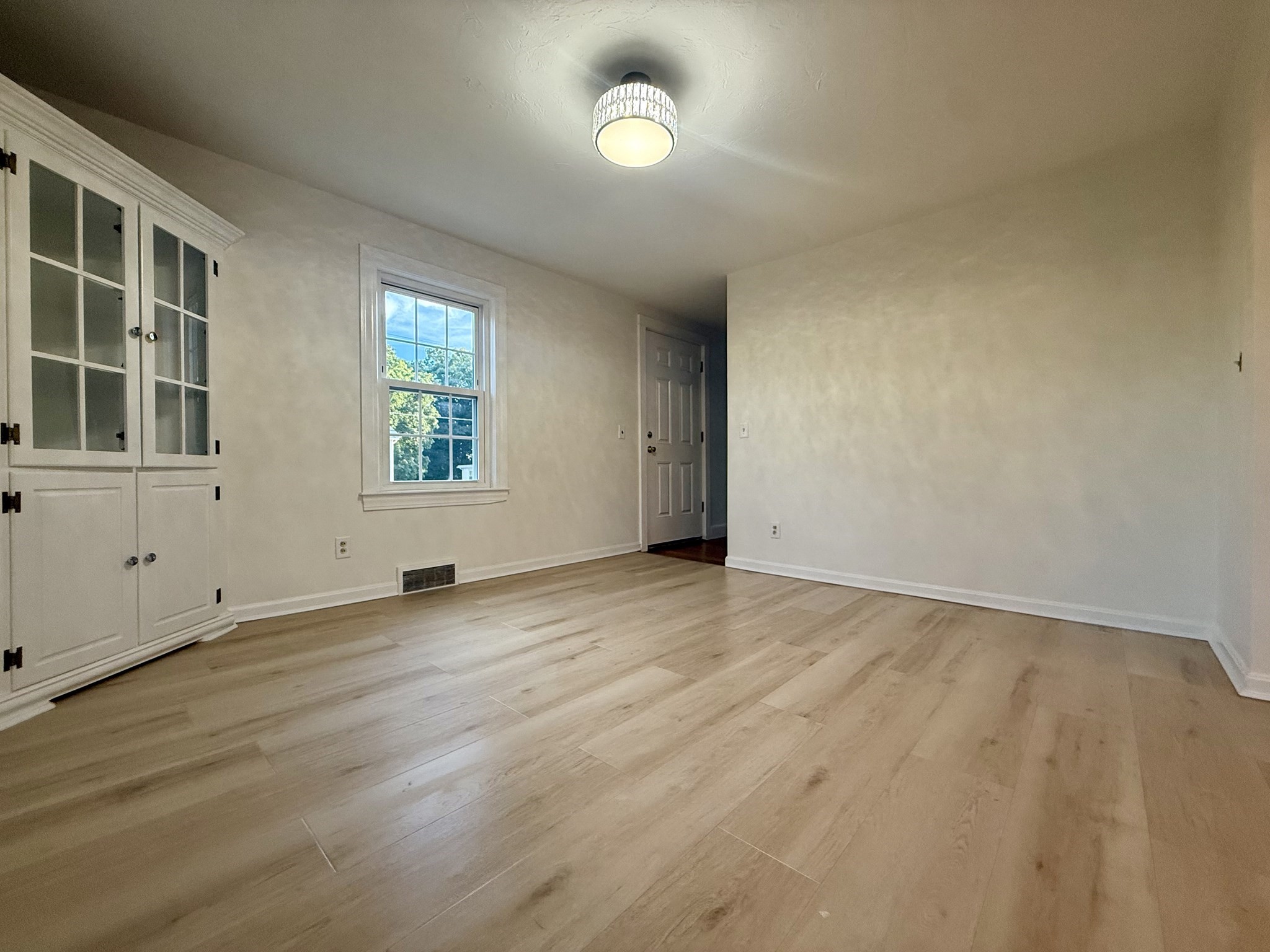 66 Belmont St Property Photo 11