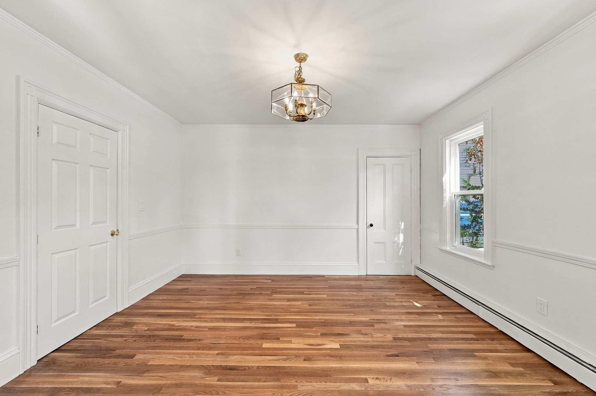 21 West Avenue Property Photo 16
