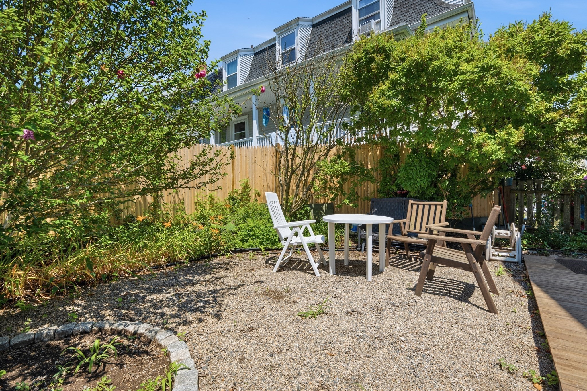 21 West Avenue Property Photo 19
