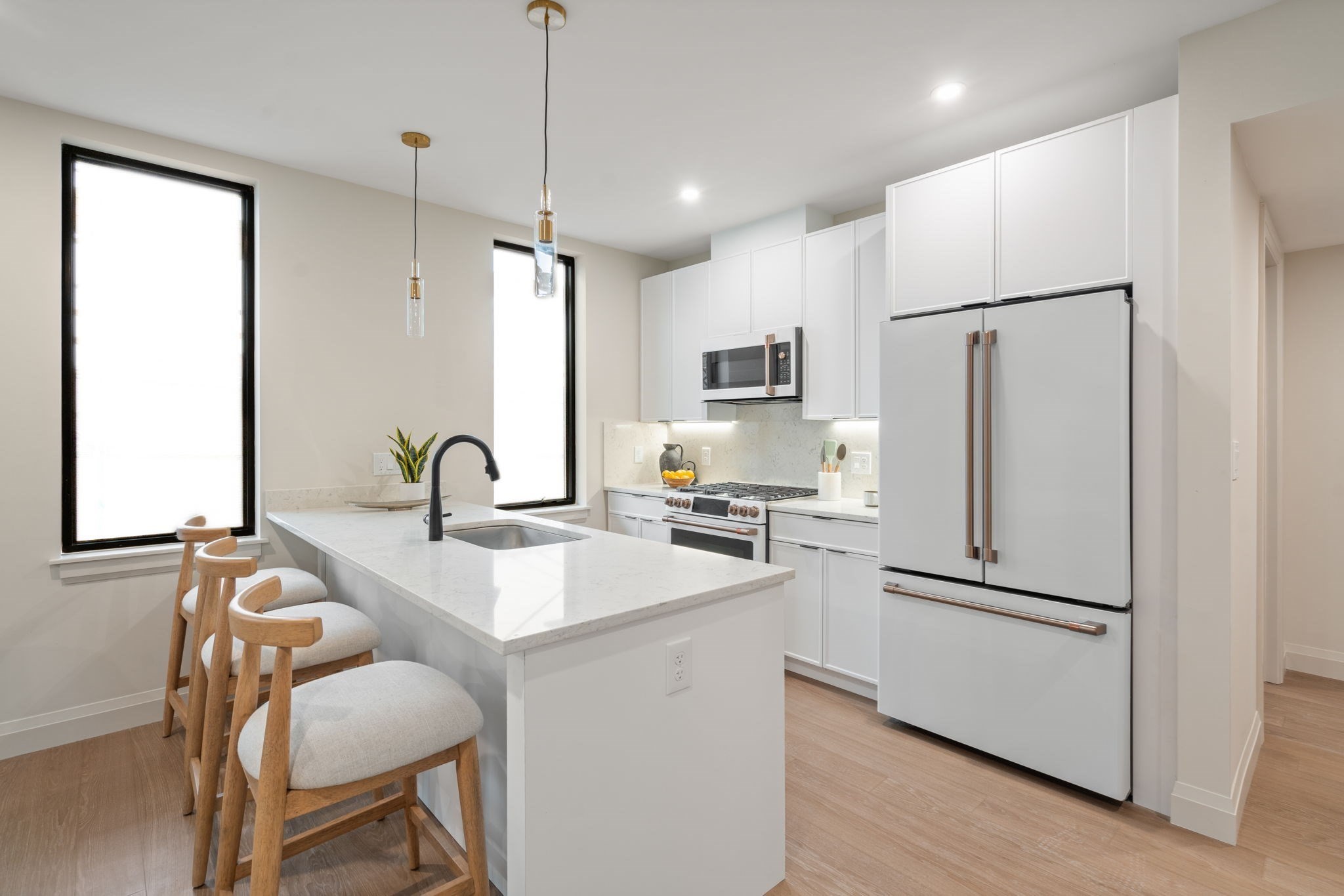 100 Lincoln Street # 202 Property Photo 6