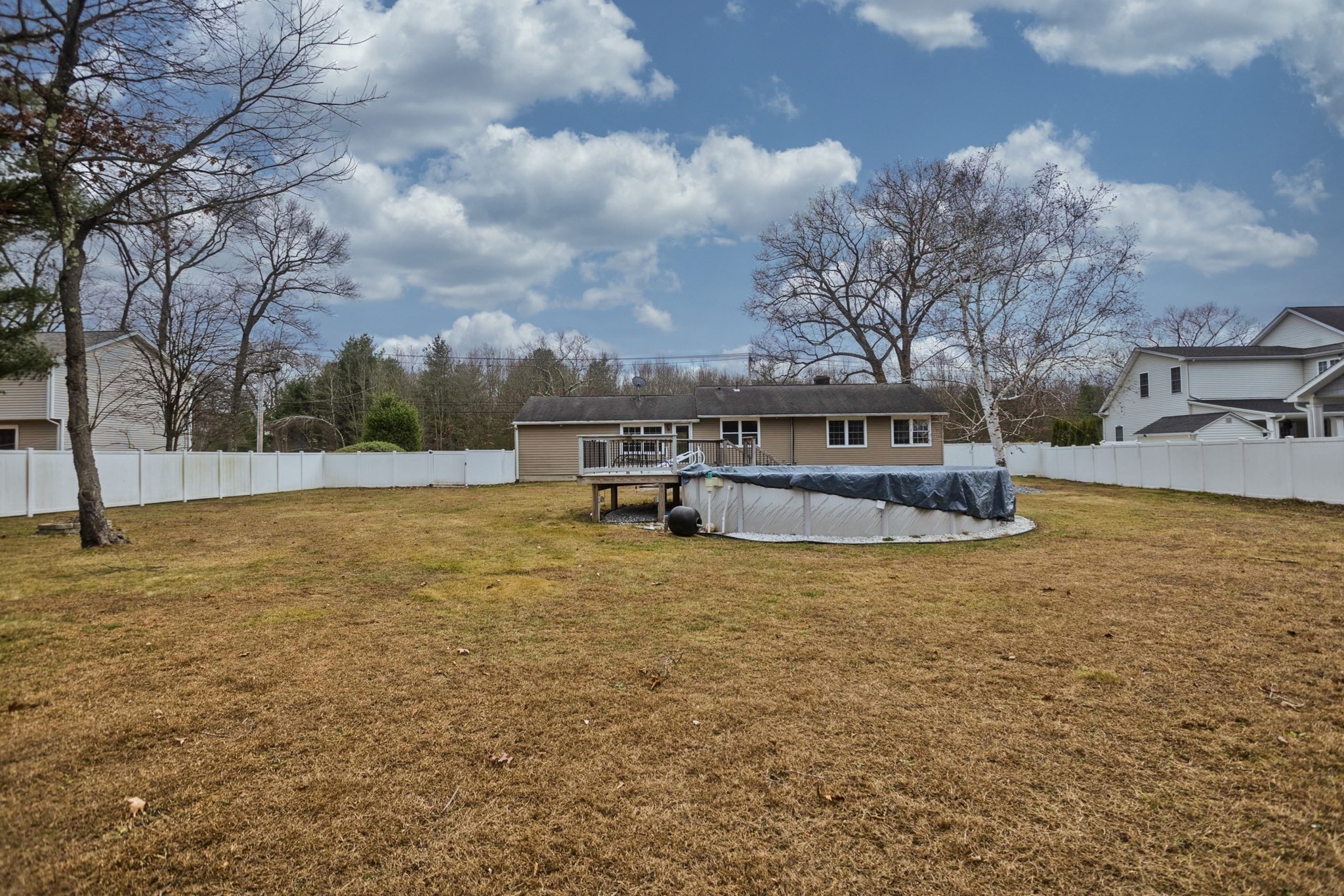 1066 Piper Rd Property Photo 4