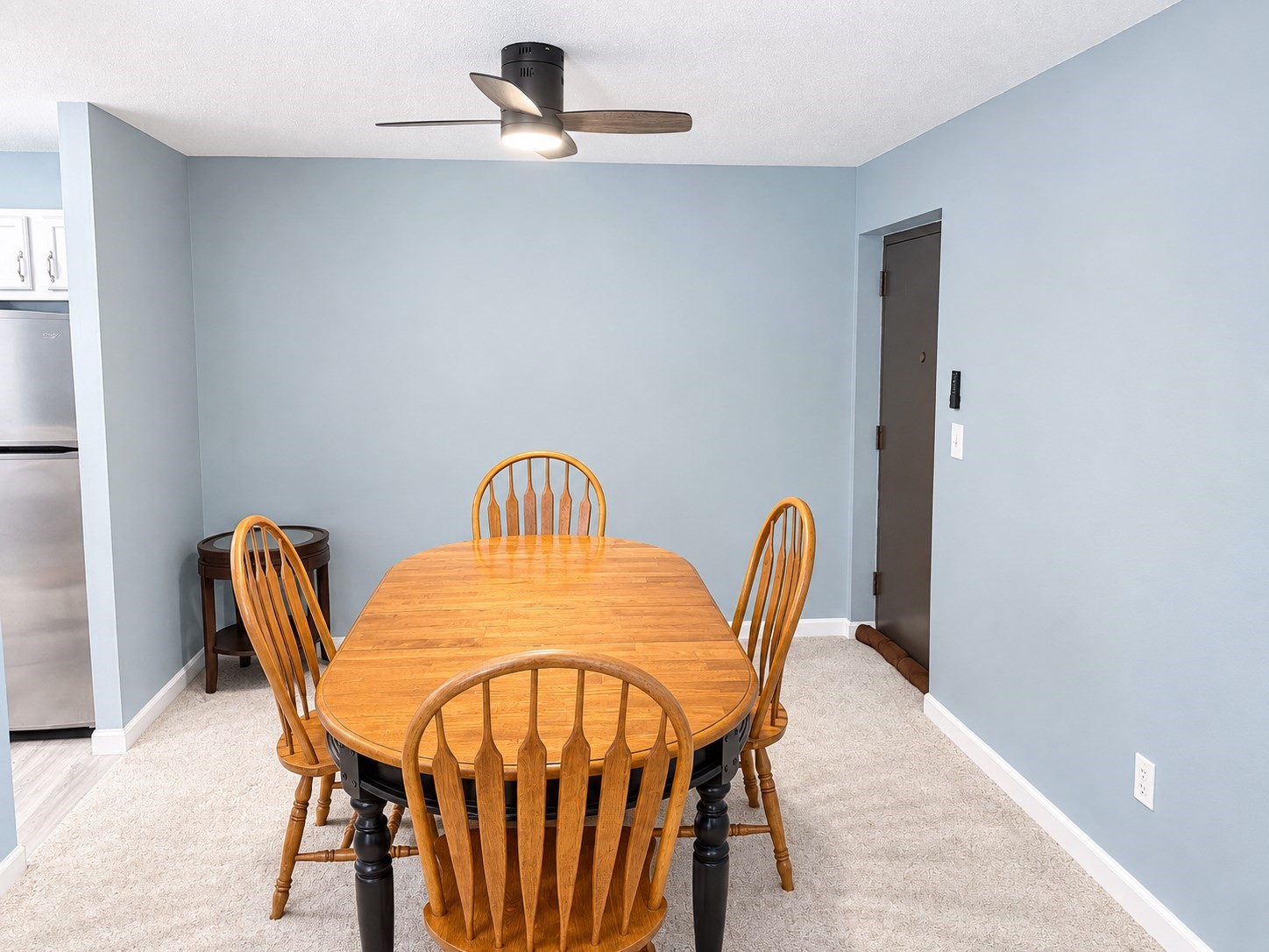491 W Central St # D1 Property Photo 5
