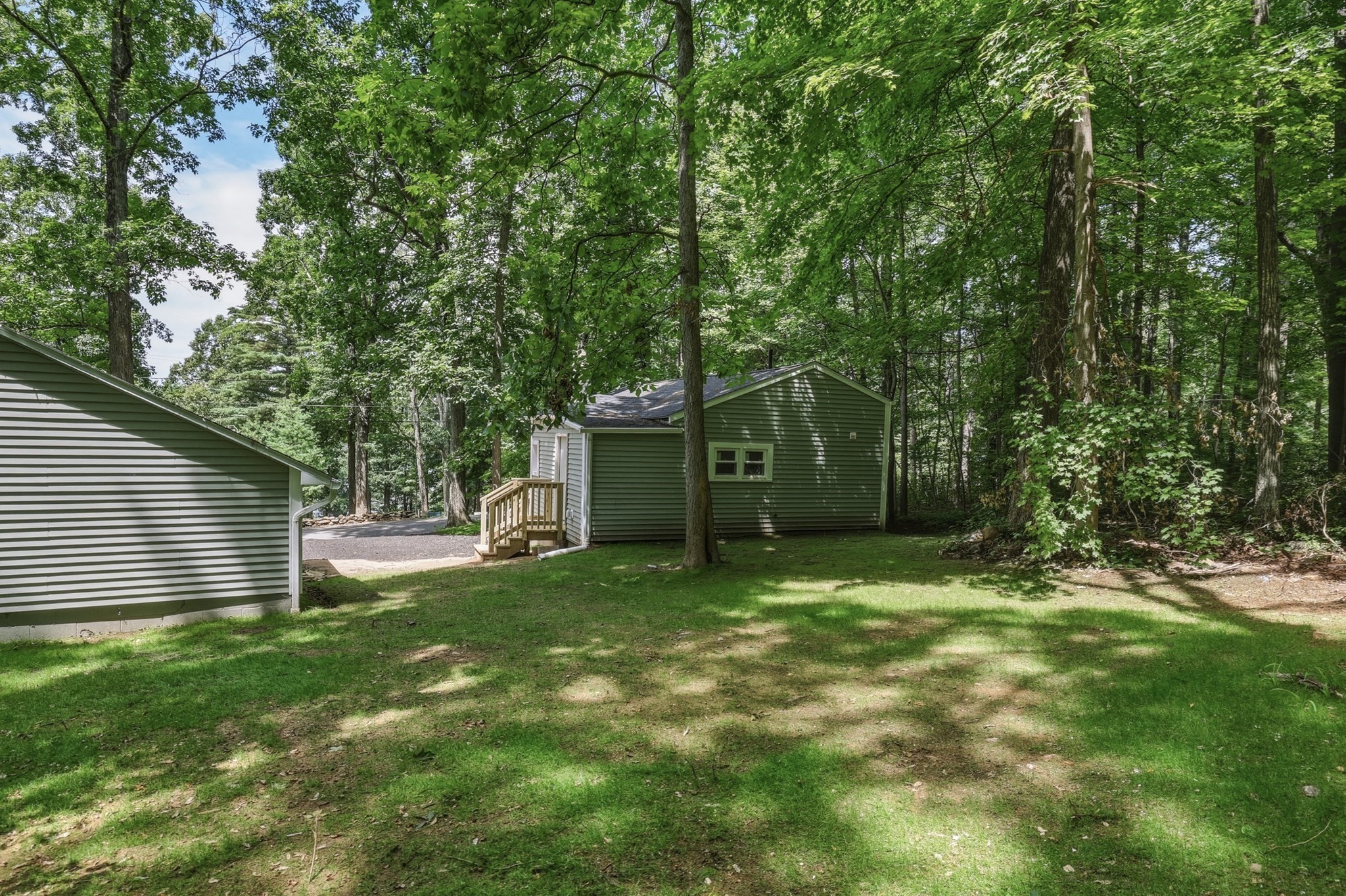 22 Knollwood Rd Property Photo 24