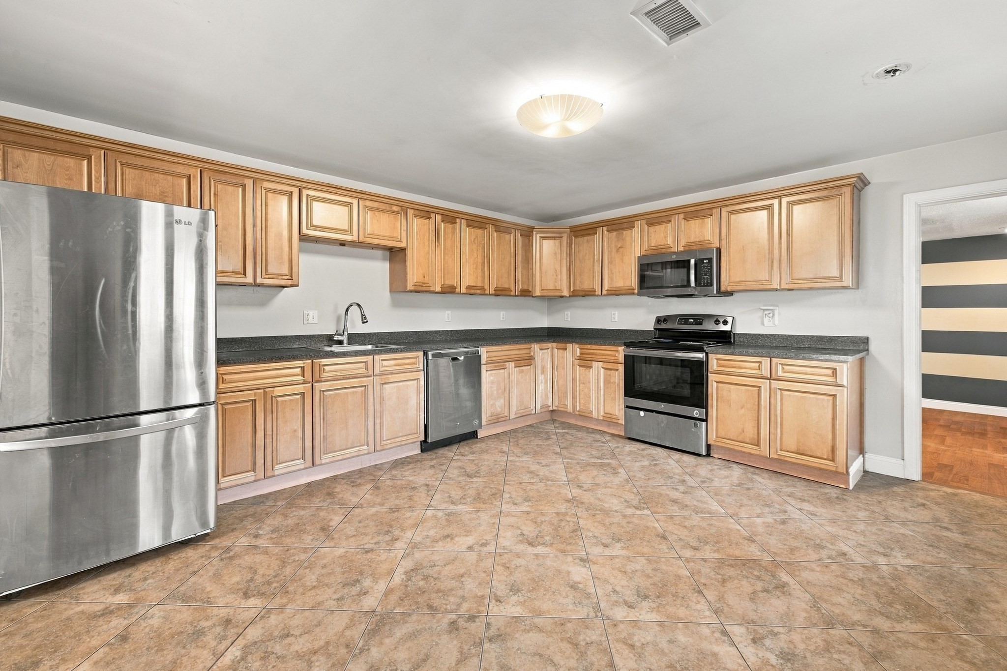 19 Waleco Rd Property Photo 17