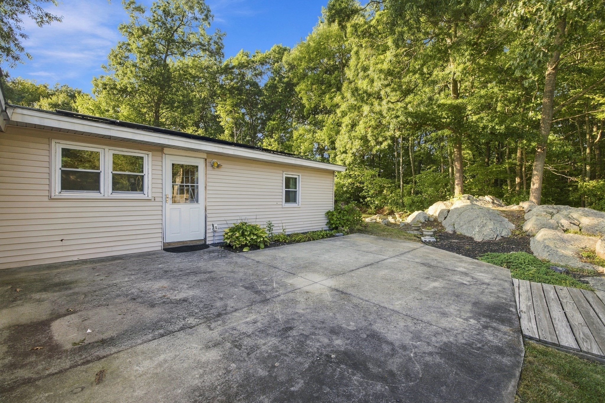 19 Waleco Rd Property Photo 37