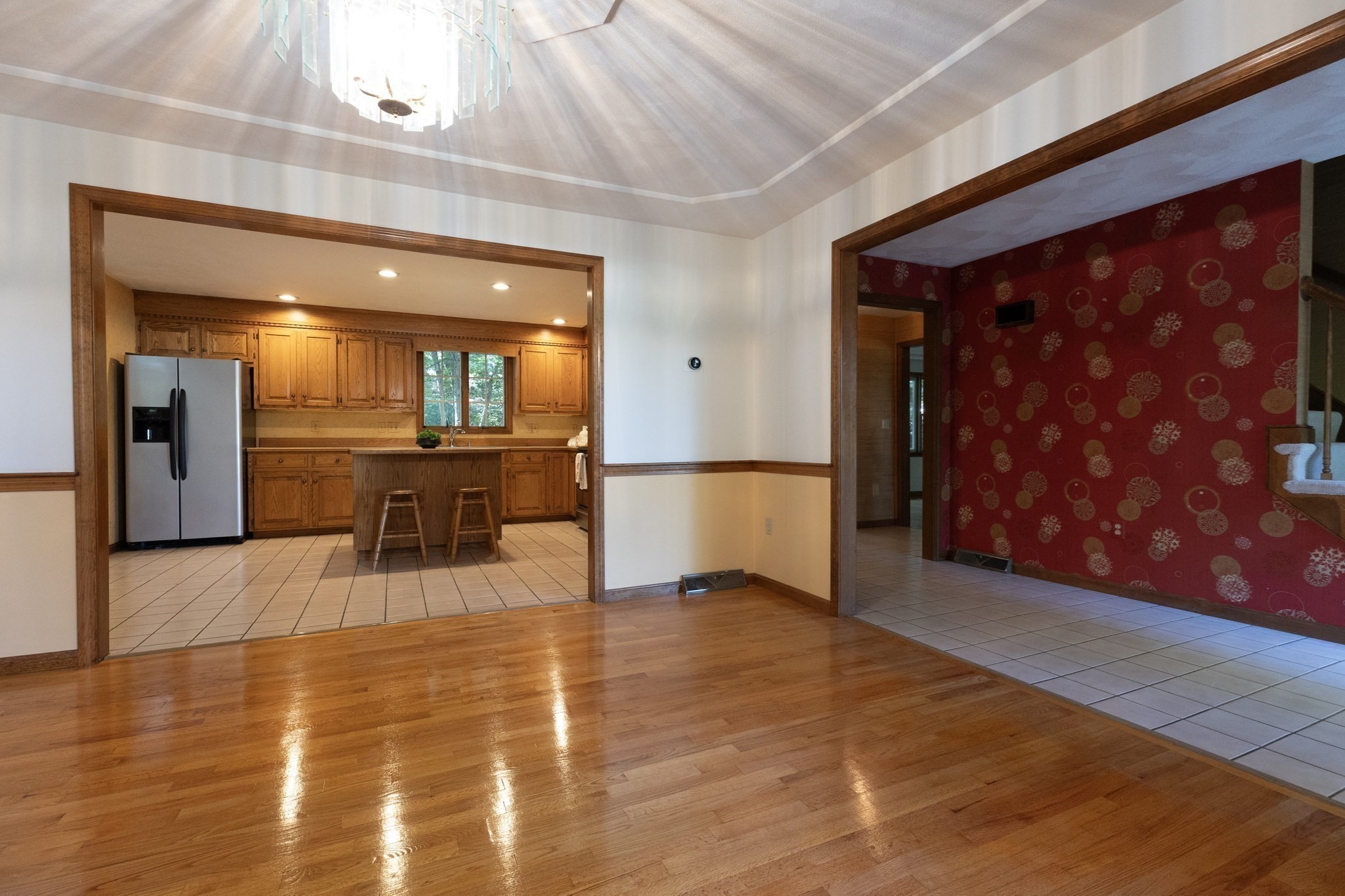 4 Mead Circle Property Photo 4