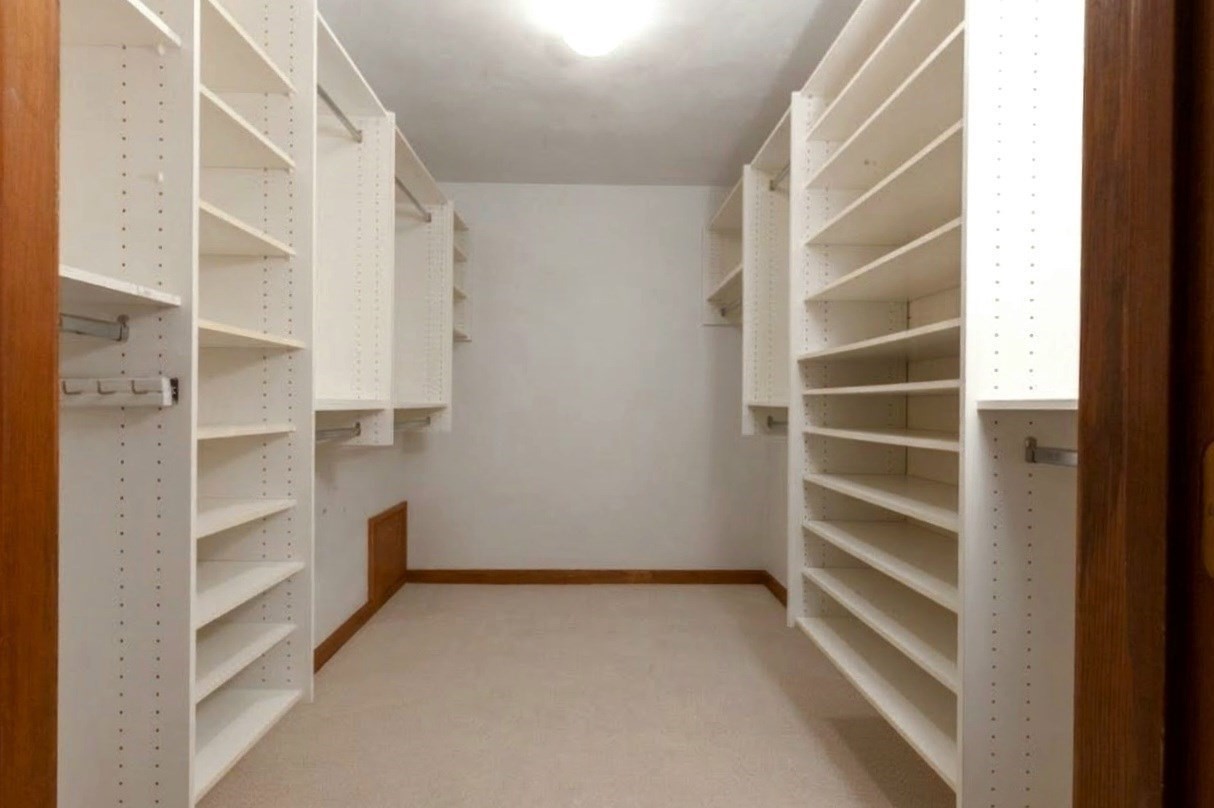 4 Mead Circle Property Photo 23
