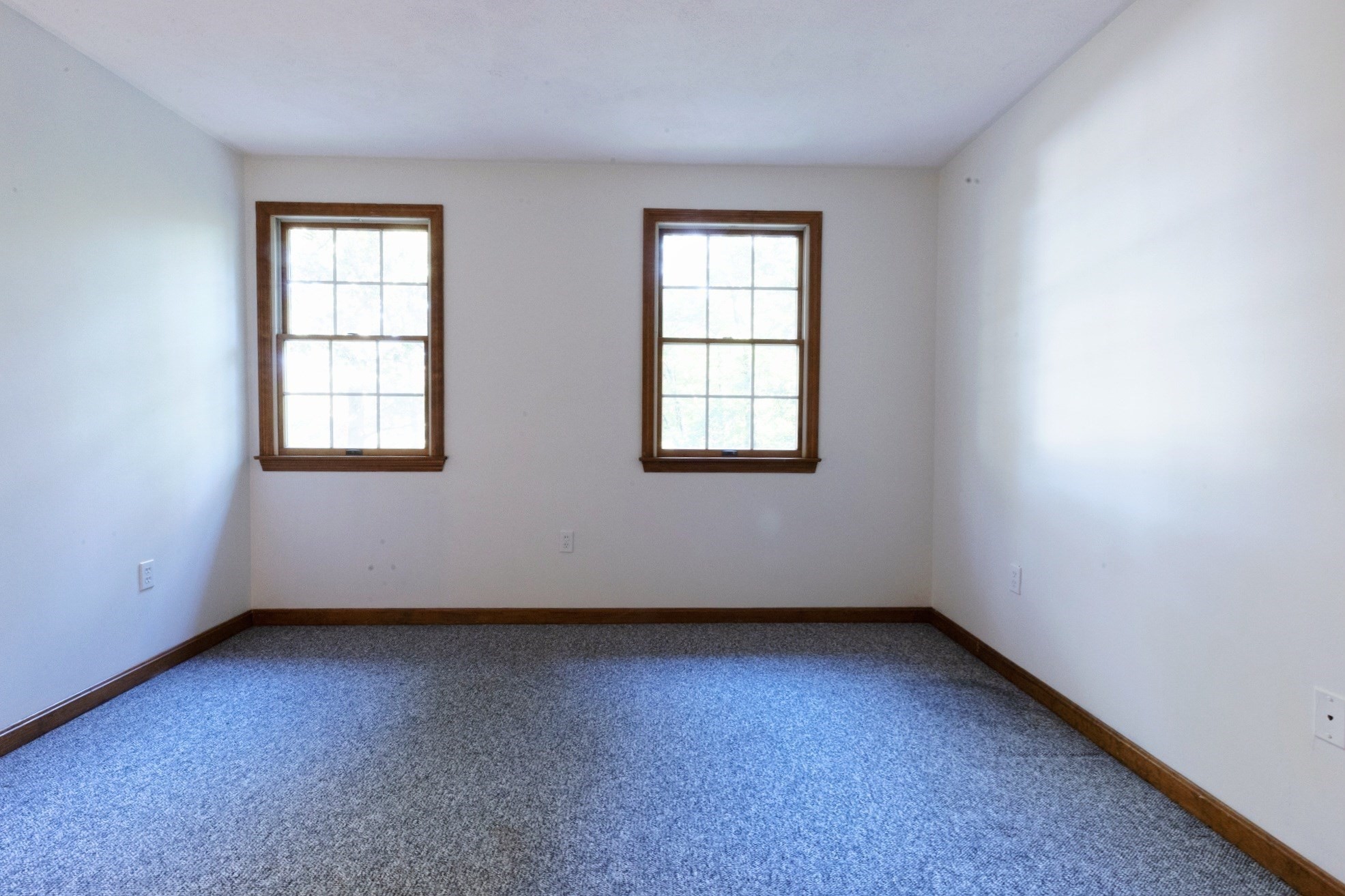 4 Mead Circle Property Photo 24