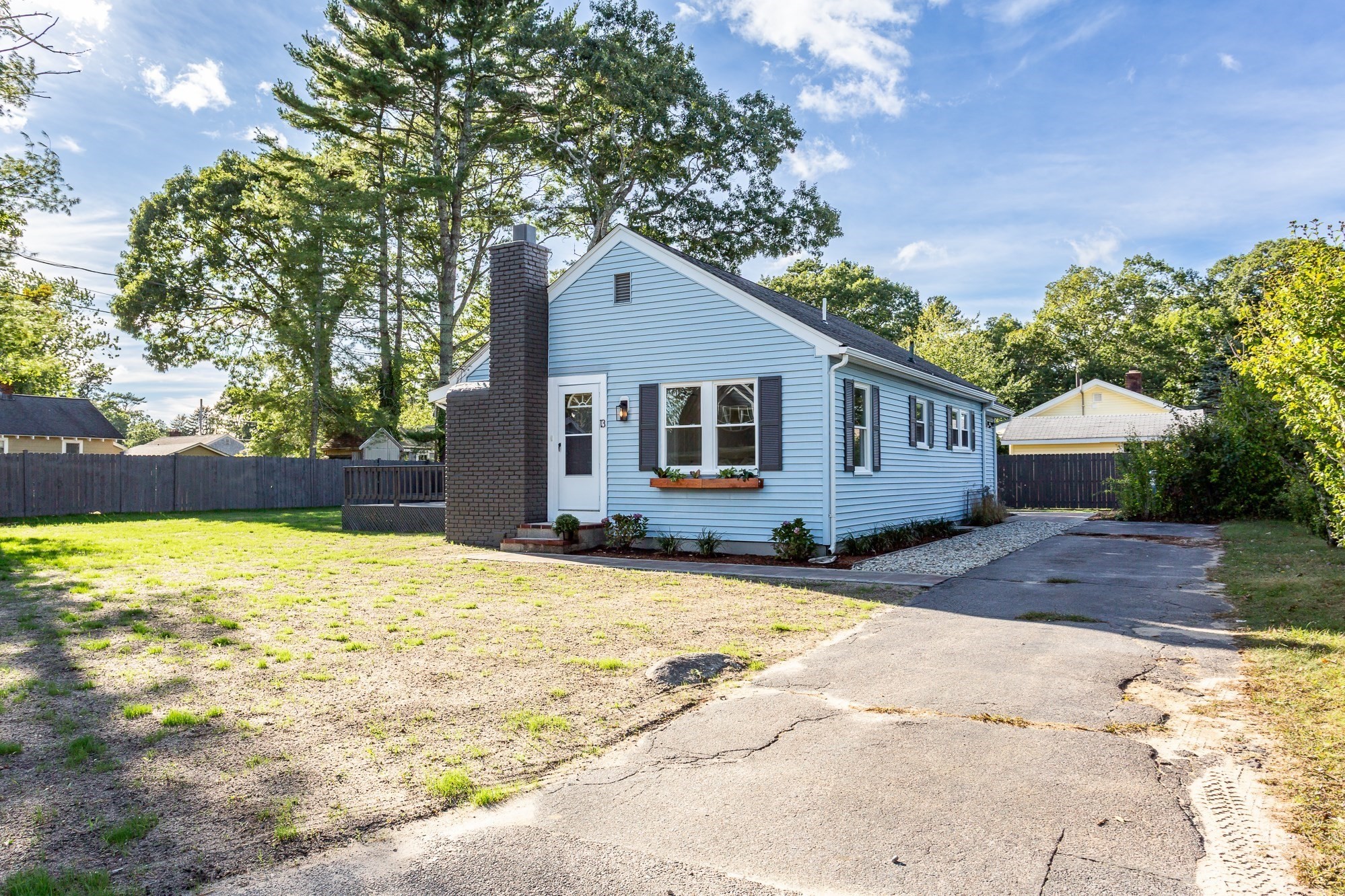 13 Datewood St Property Photo 1