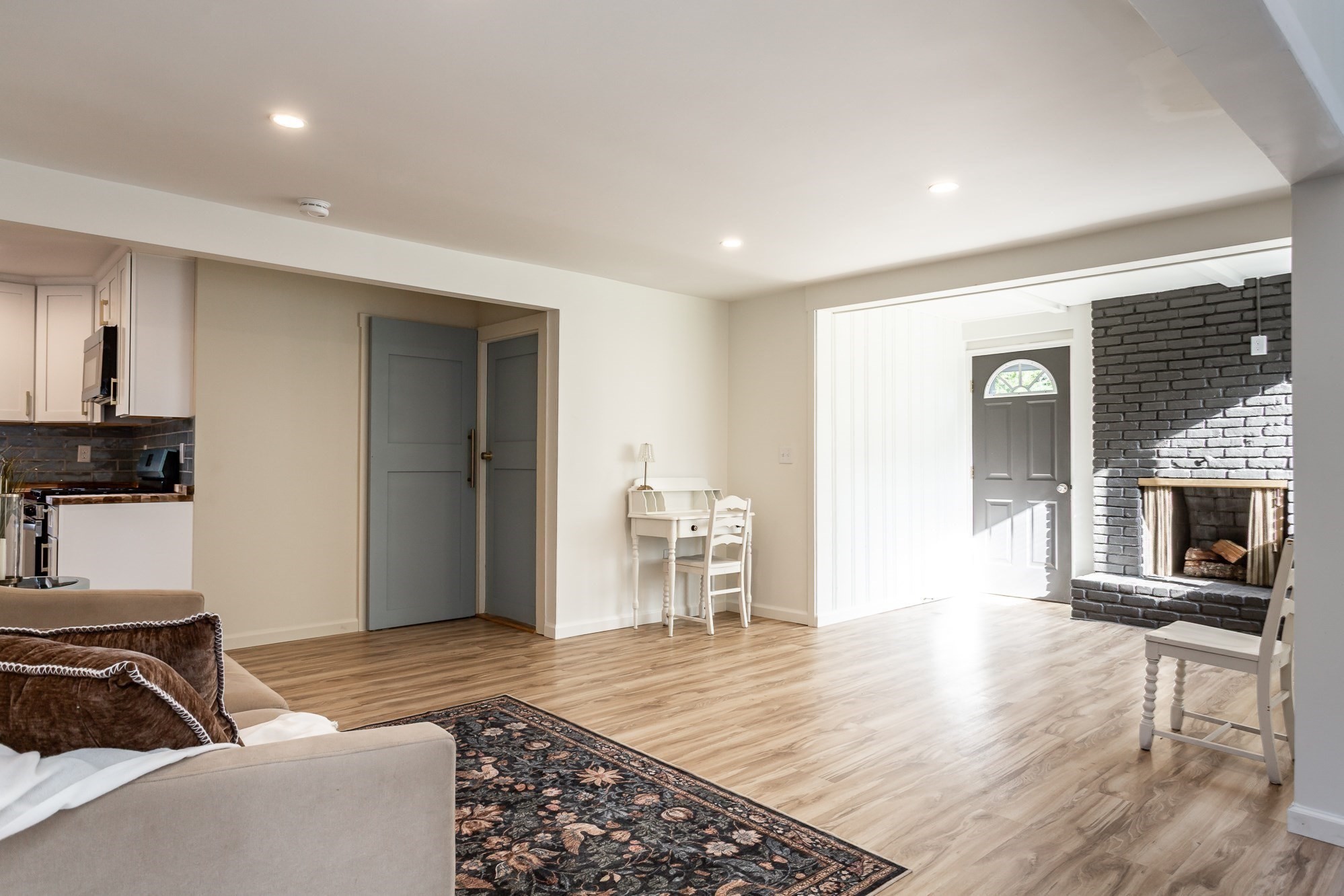 13 Datewood St Property Photo 8