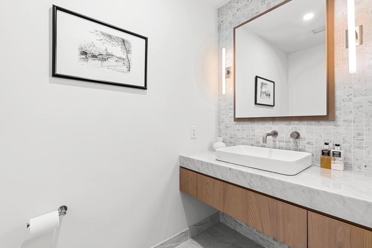 430 Stuart St # 23j Property Photo 14