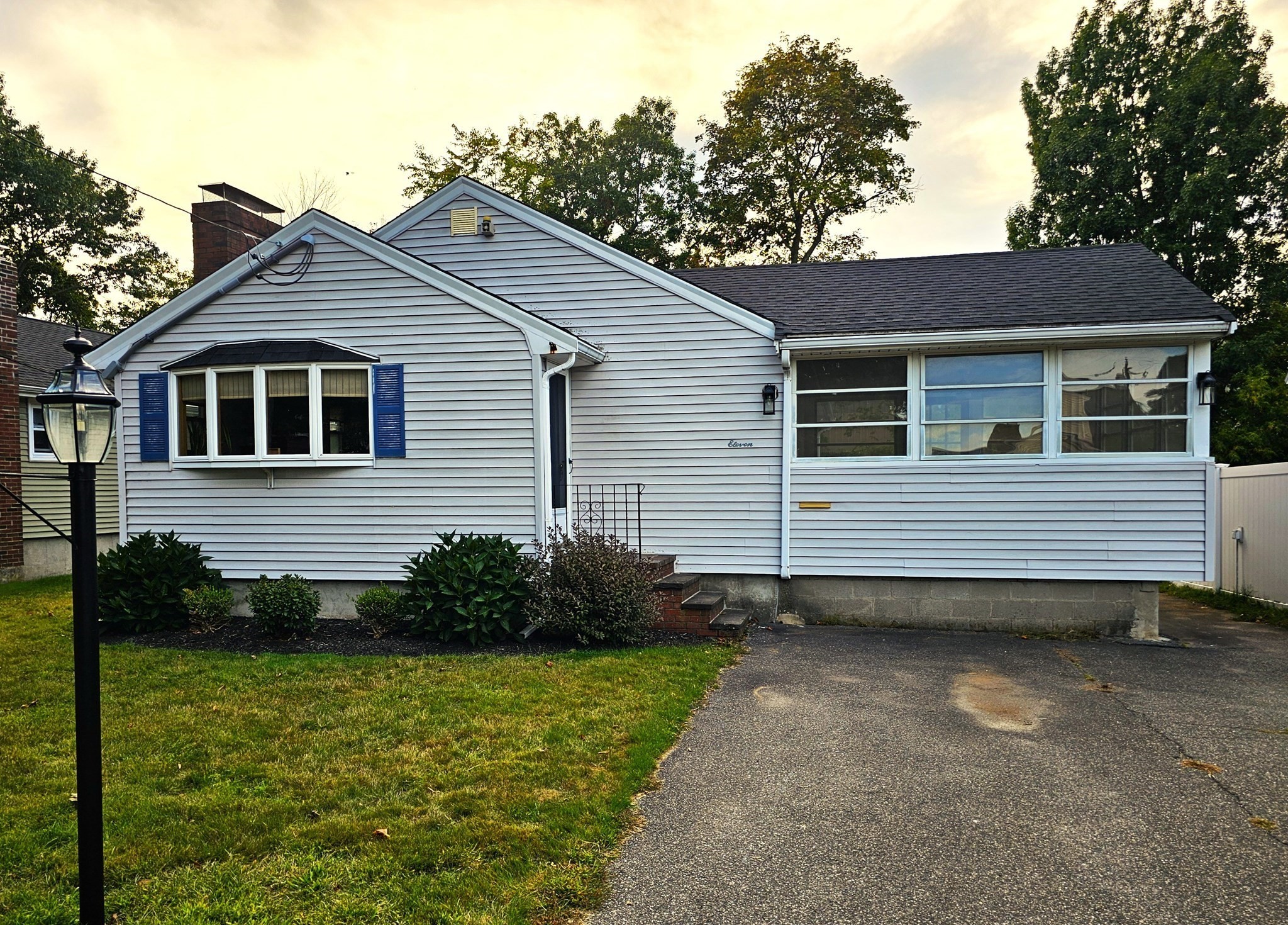 11 Tuttle Lane Property Photo 1