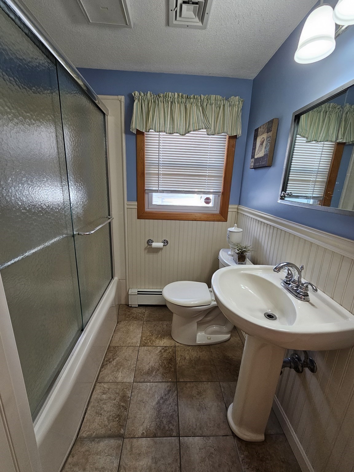 11 Tuttle Lane Property Photo 13