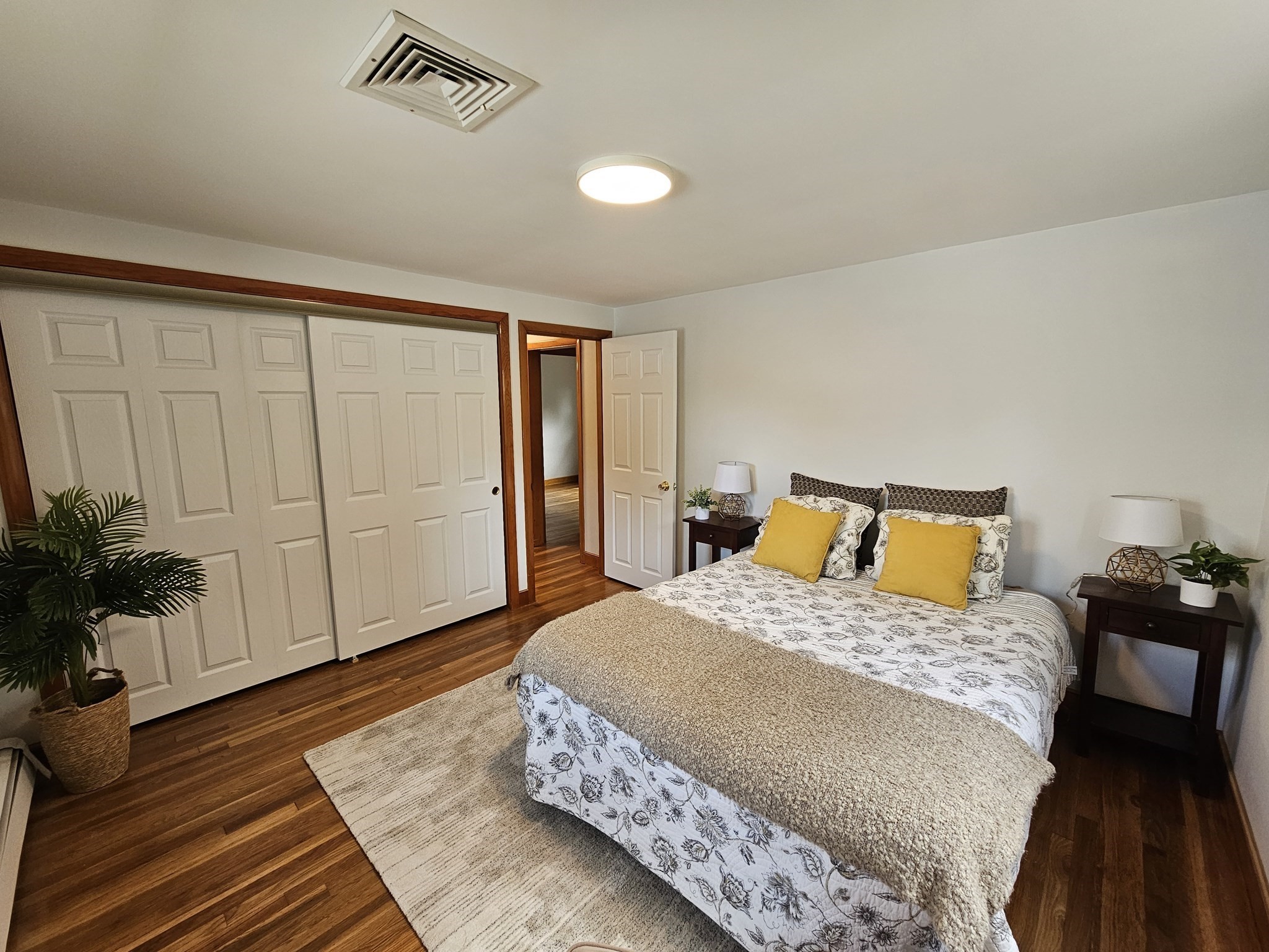11 Tuttle Lane Property Photo 14