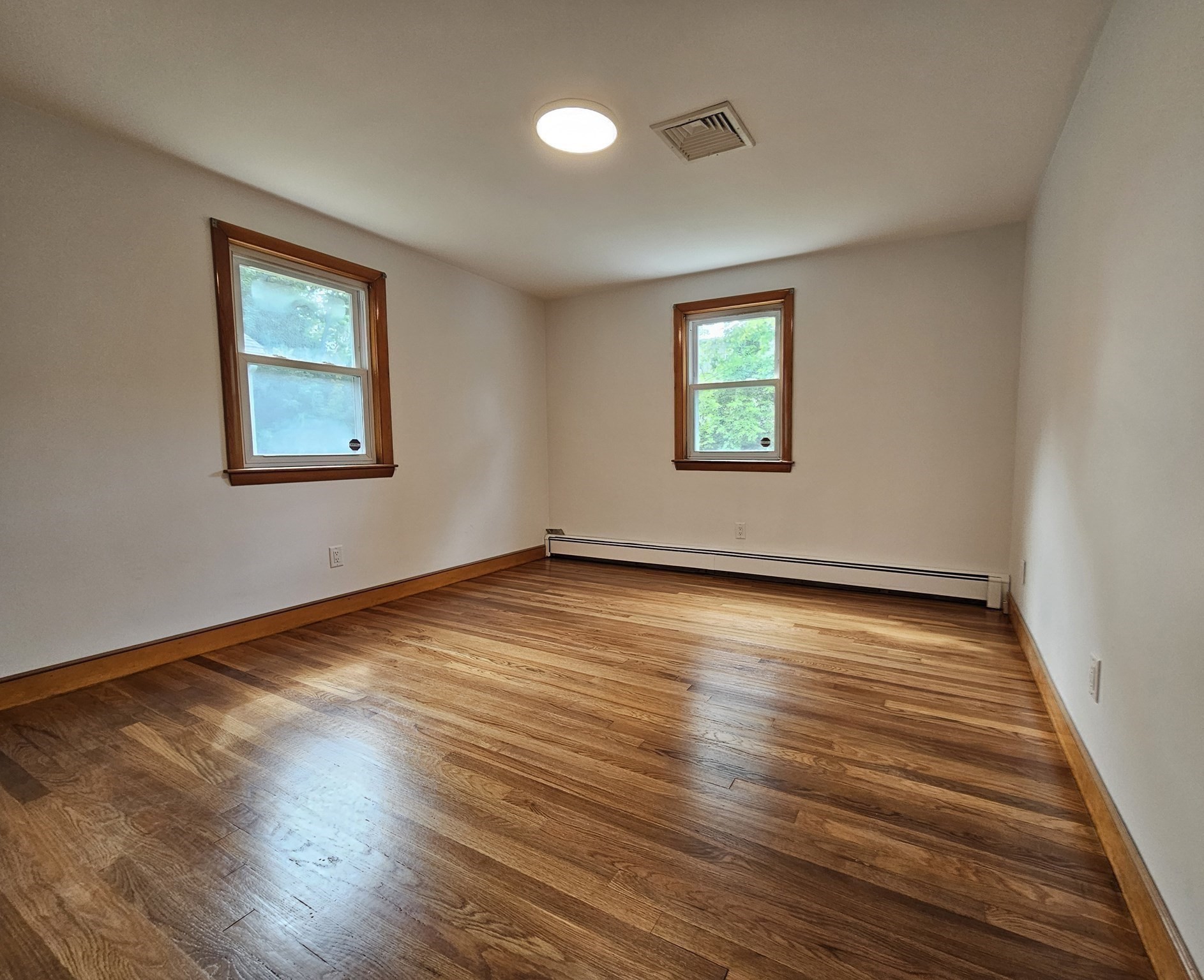 11 Tuttle Lane Property Photo 19