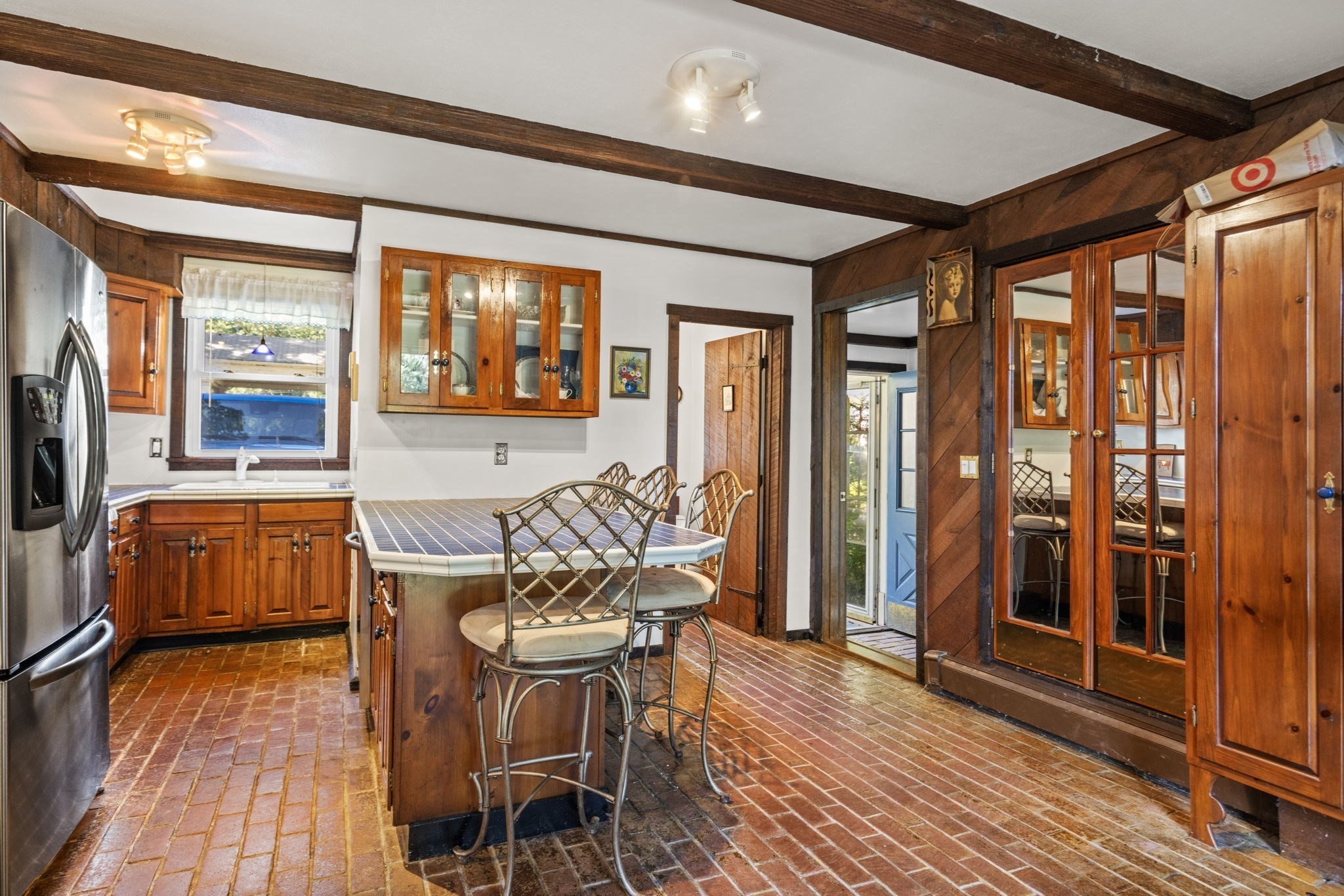 226 County St # A Property Photo 6