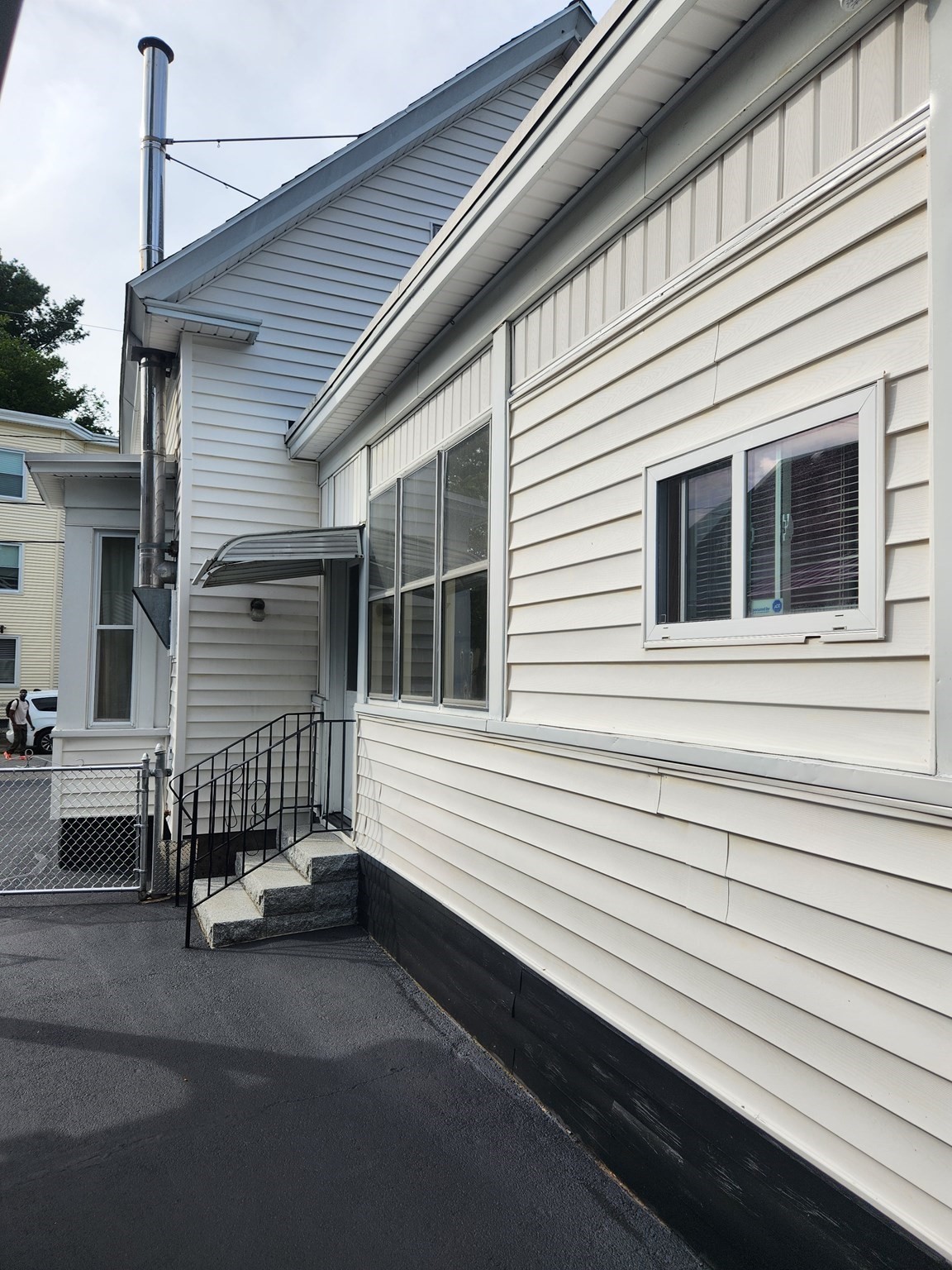 37 Barclay Street Property Photo 5