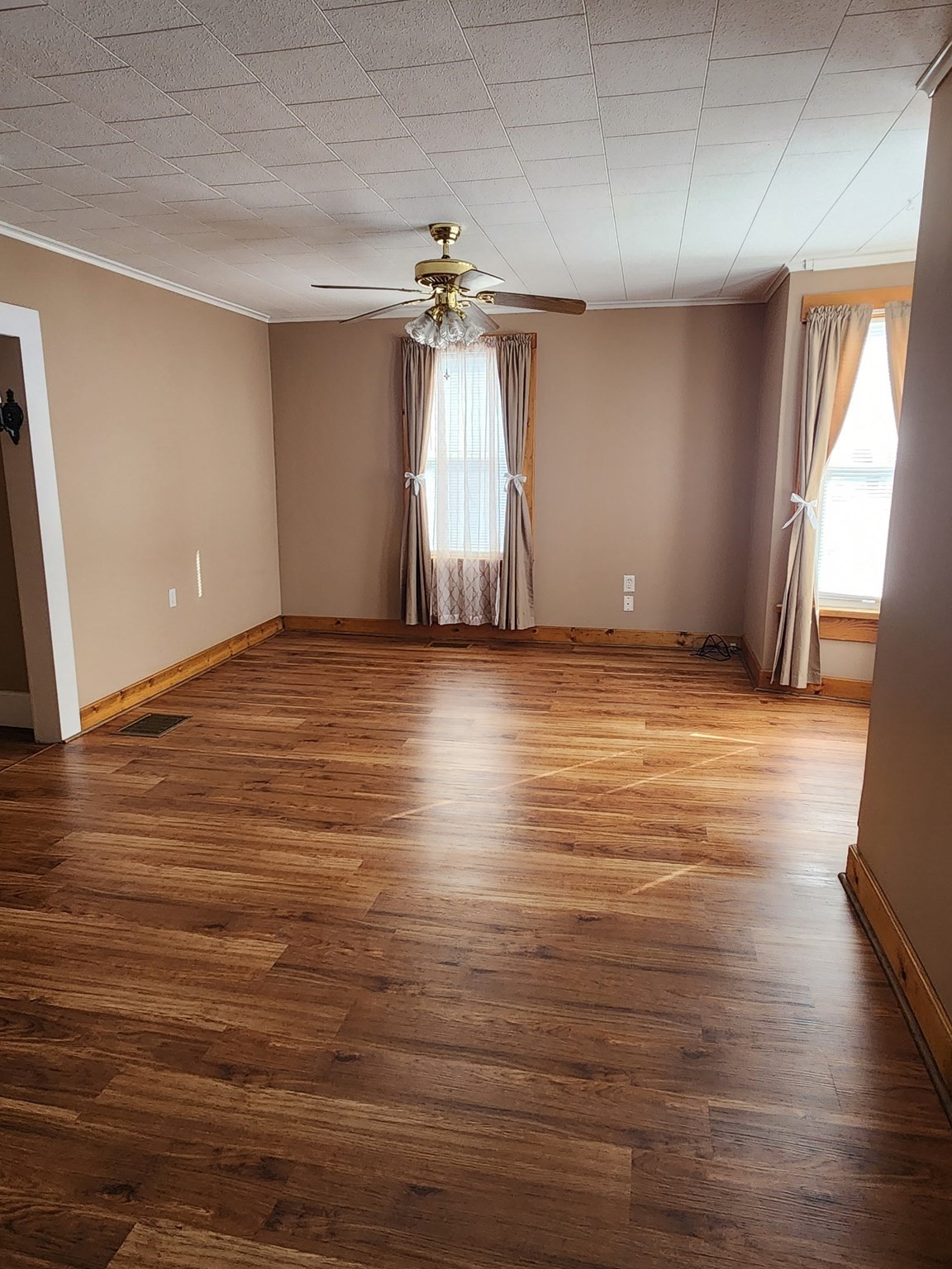 37 Barclay Street Property Photo 12