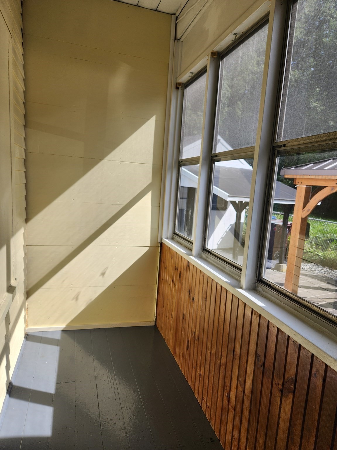 37 Barclay Street Property Photo 33