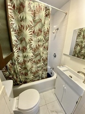 42 Henshaw St # 1 Property Photo 4