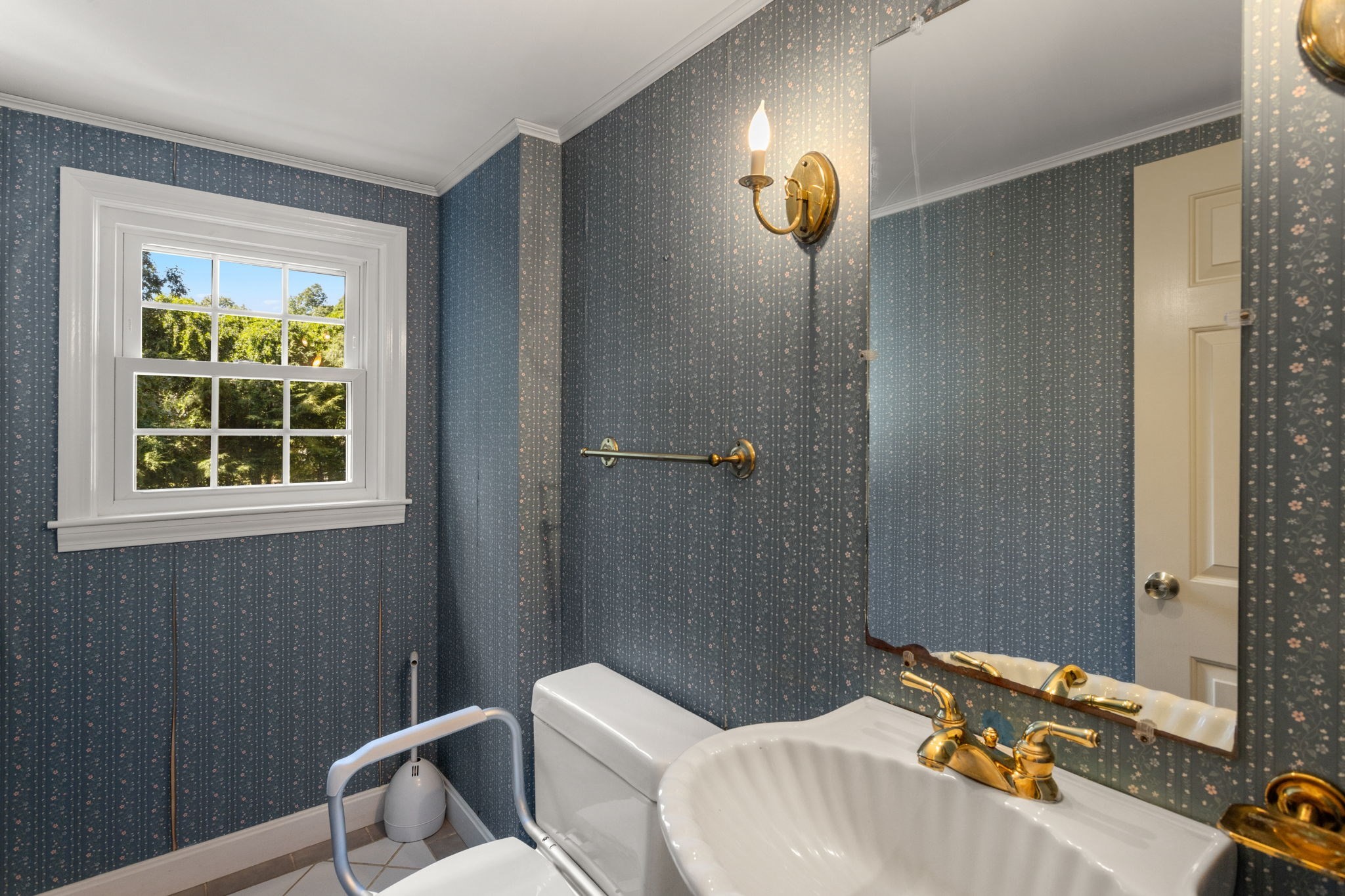 16 Greengate Road Property Photo 9