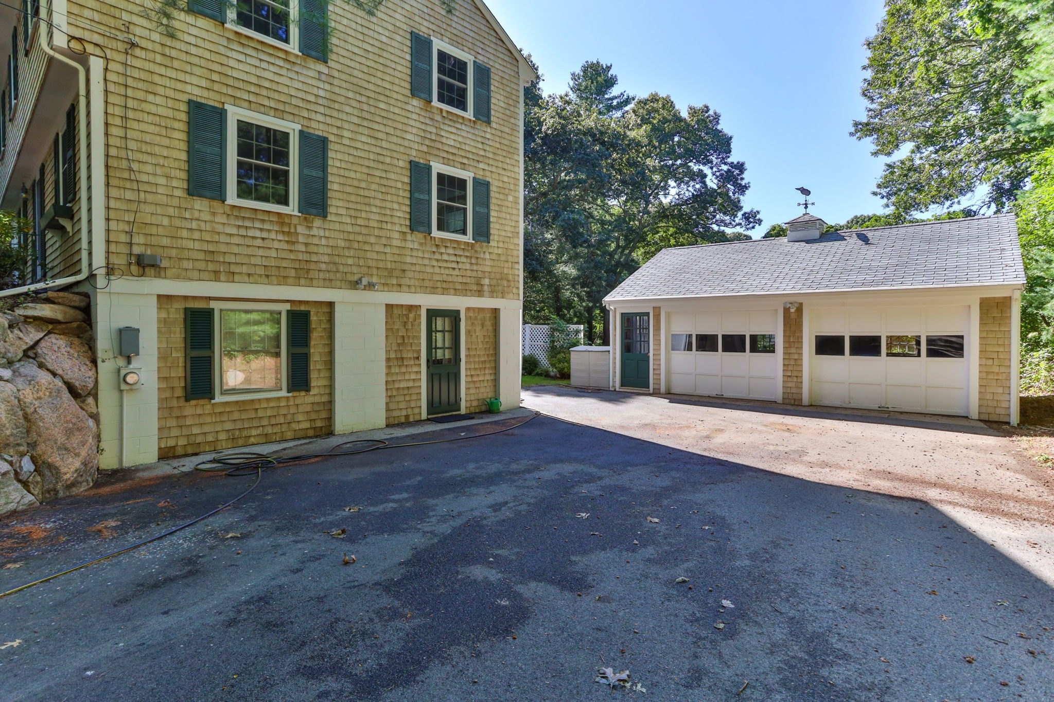 16 Greengate Road Property Photo 27