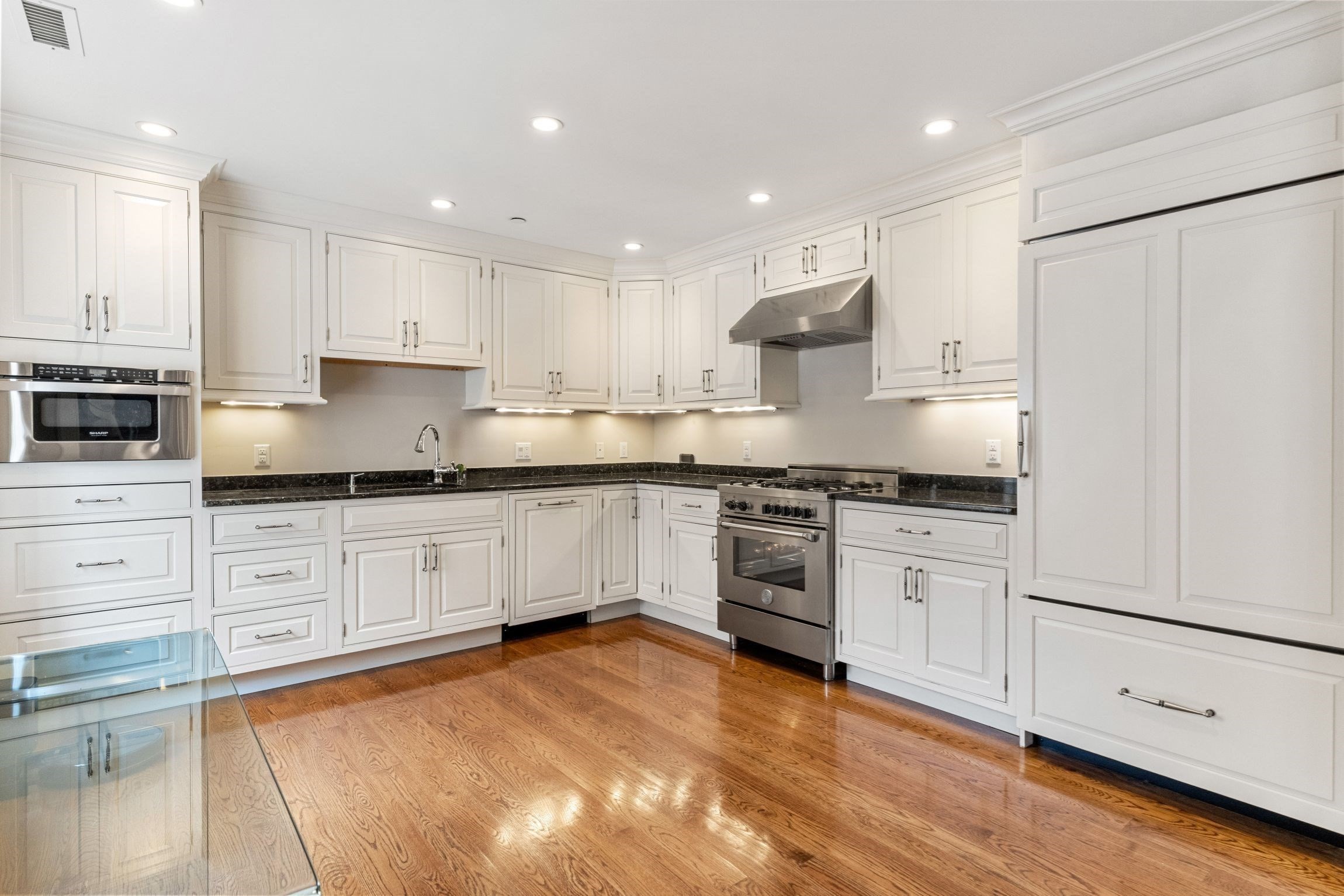 31 Mount Vernon St # 4 Property Photo 11