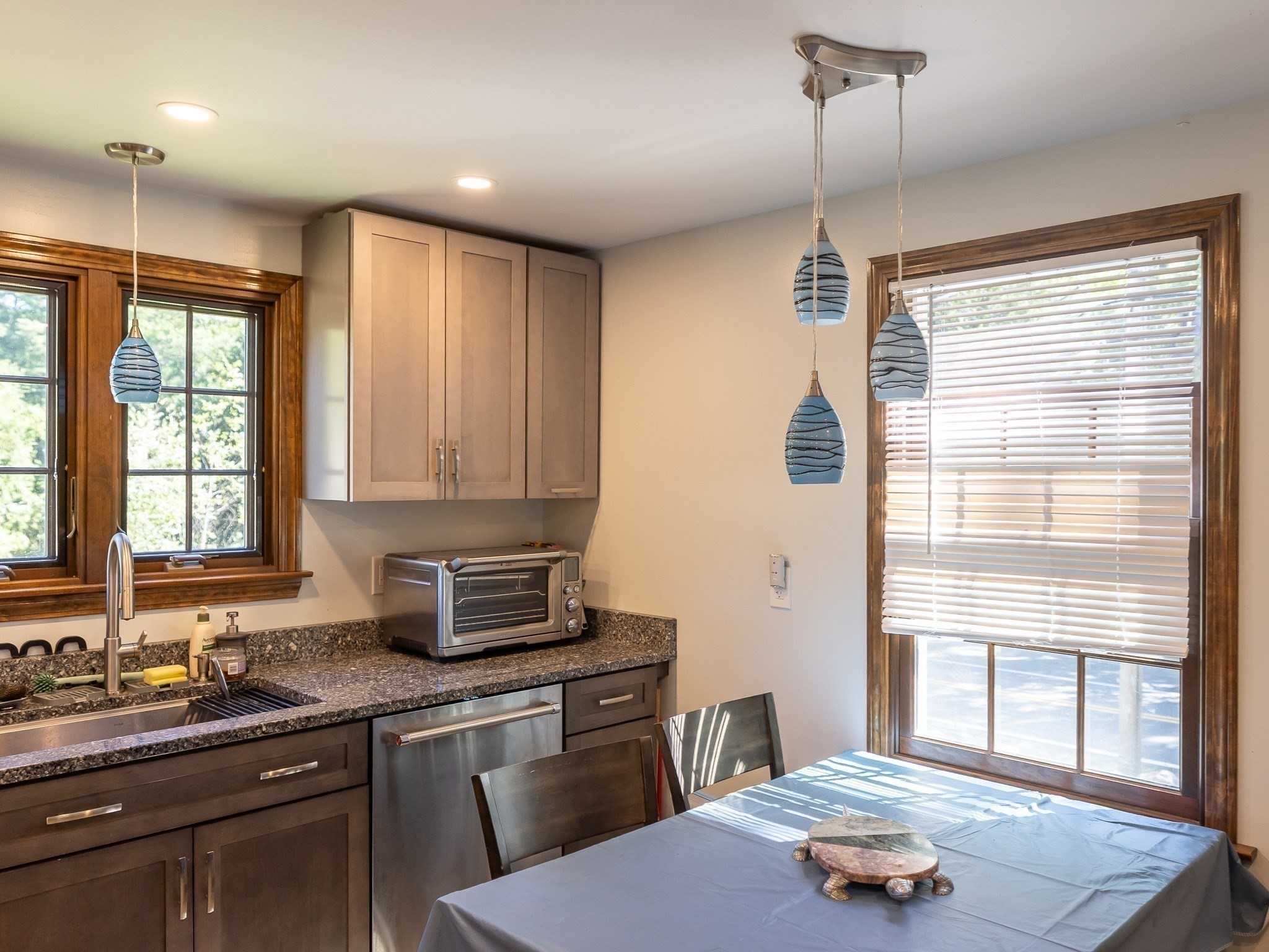 1187 South St. Property Photo 6