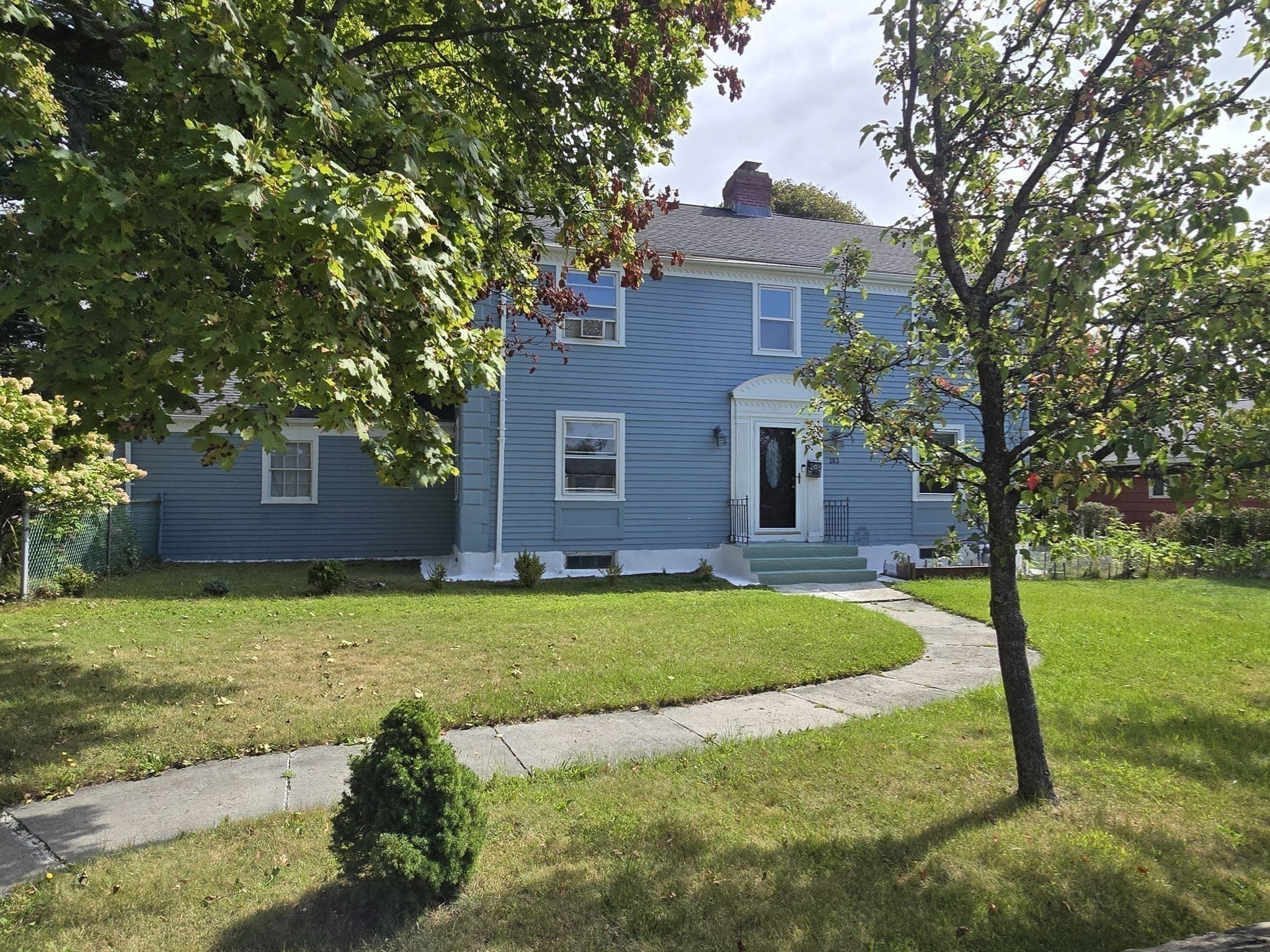 203 Burncoat St Property Photo 2
