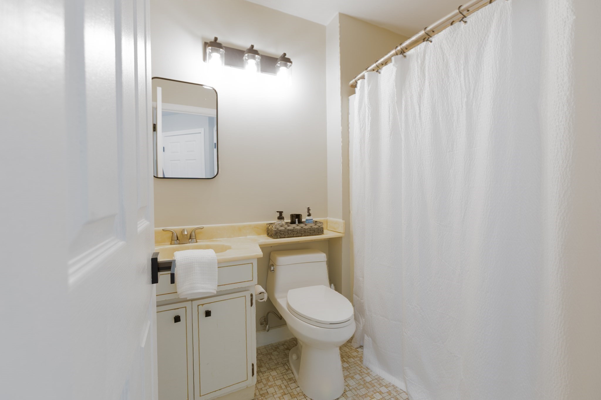 770 Salisbury Street # 319 Property Photo 21