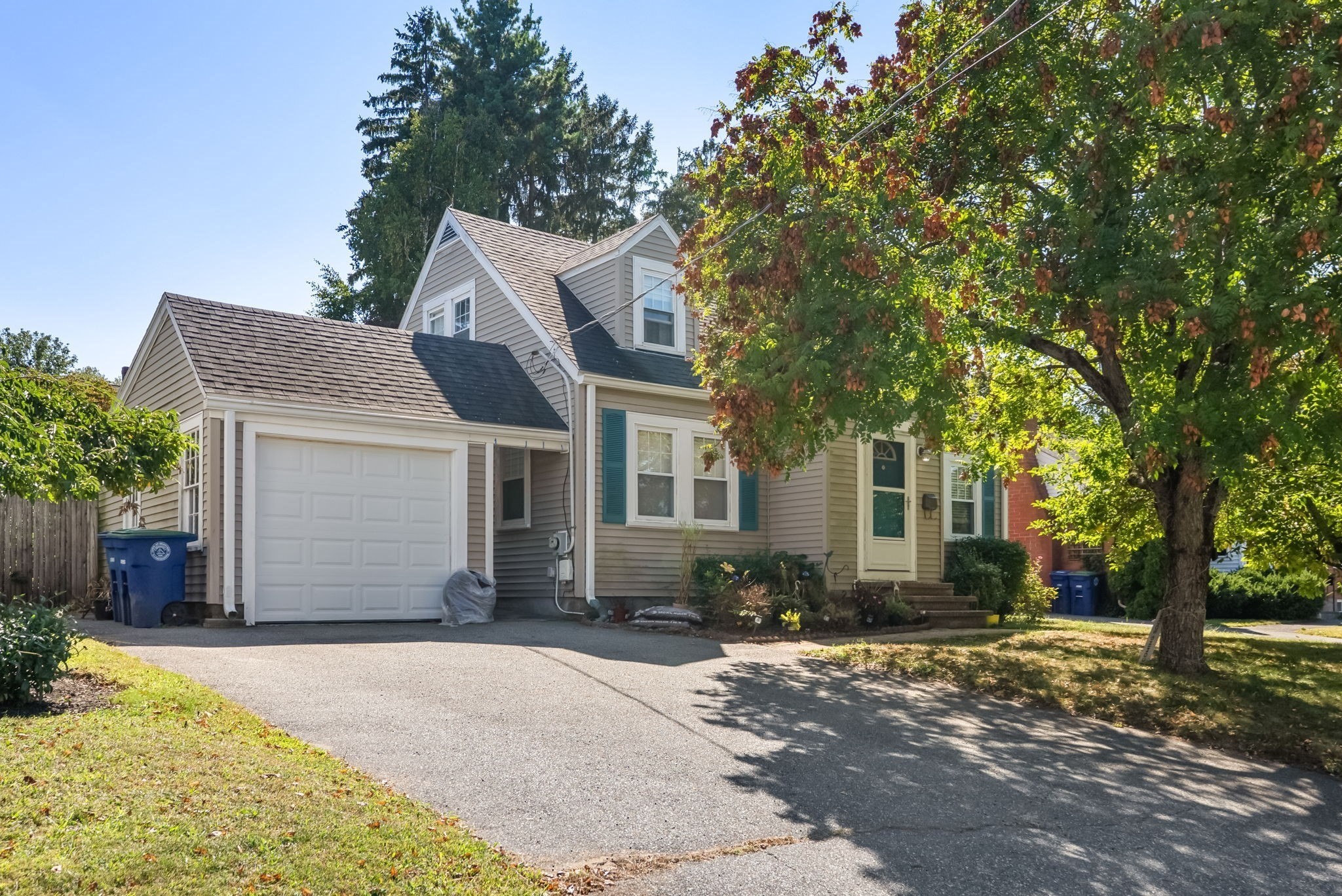18 Hill View Road Property Photo 1