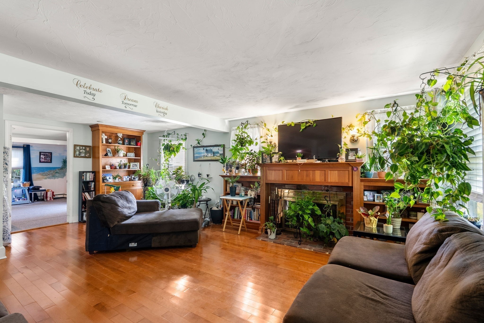 18 Hill View Road Property Photo 6