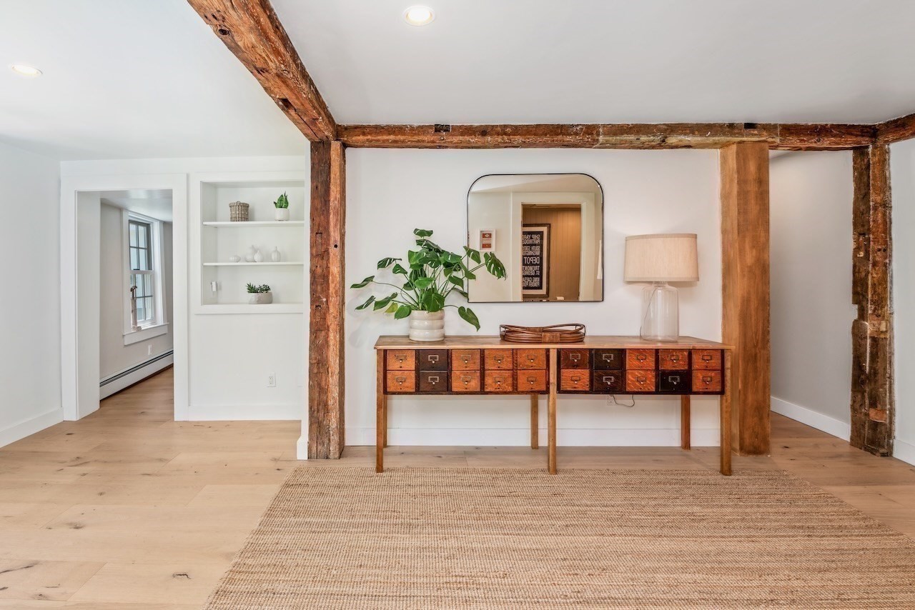 6 Curve Street Property Photo 5
