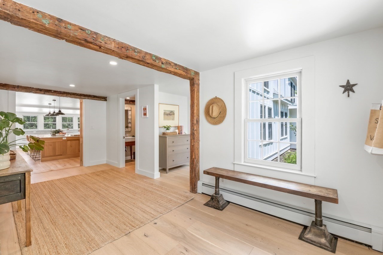 6 Curve Street Property Photo 6