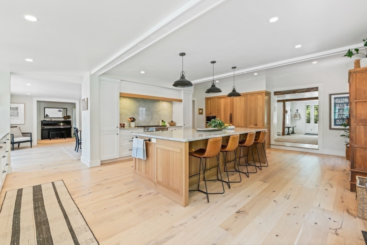 6 Curve Street Property Photo 11
