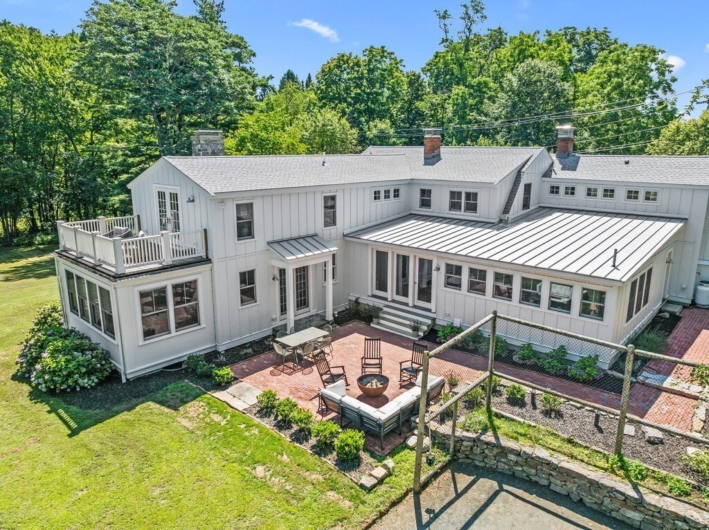 6 Curve Street Property Photo 41