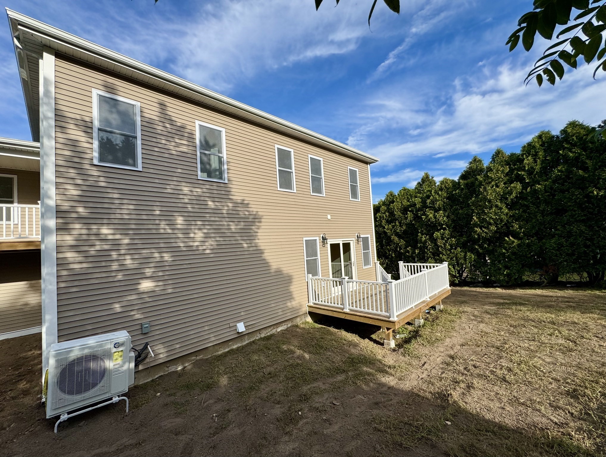 344 Hilldale Ave Property Photo 4