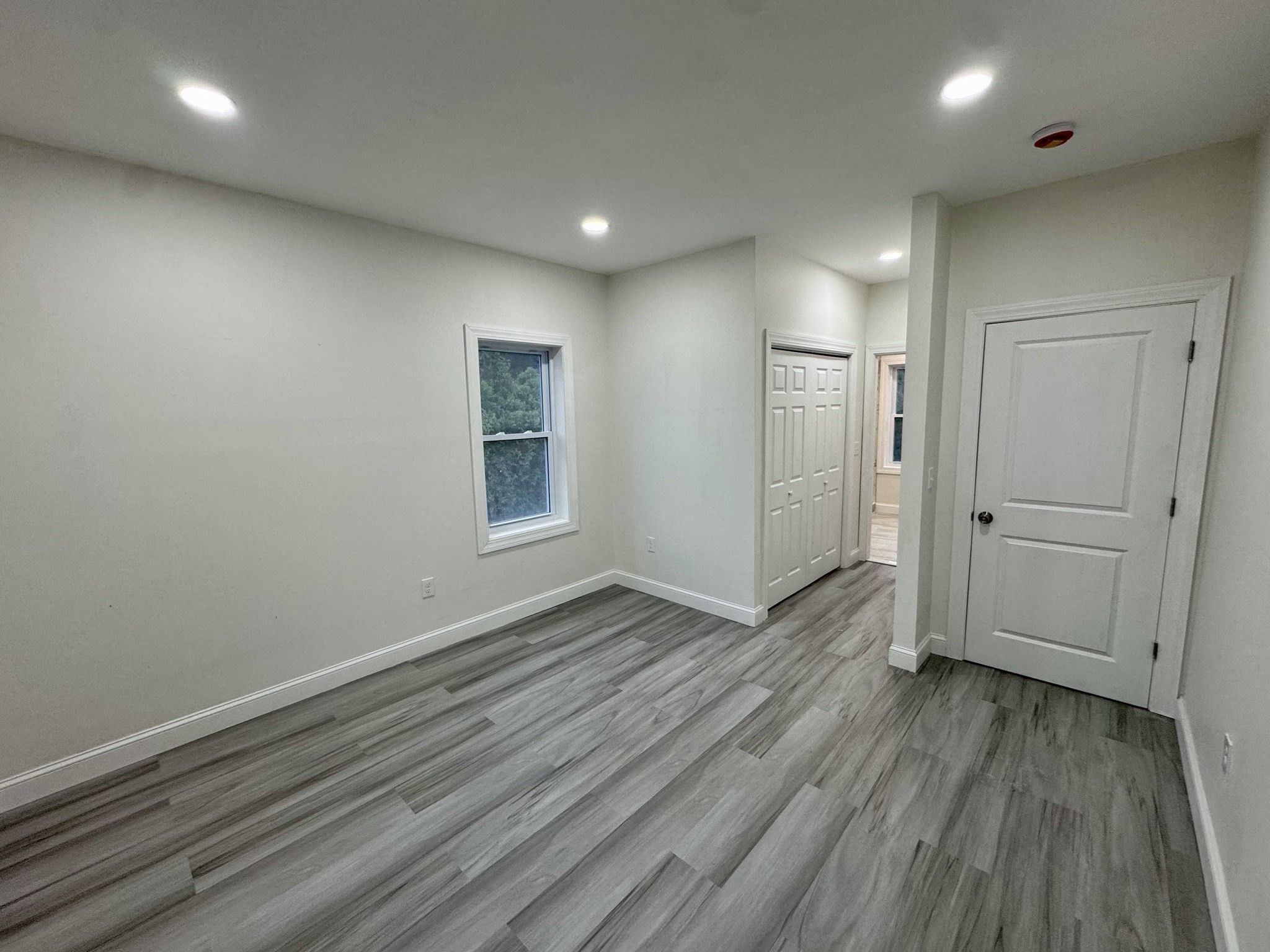 344 Hilldale Ave Property Photo 11