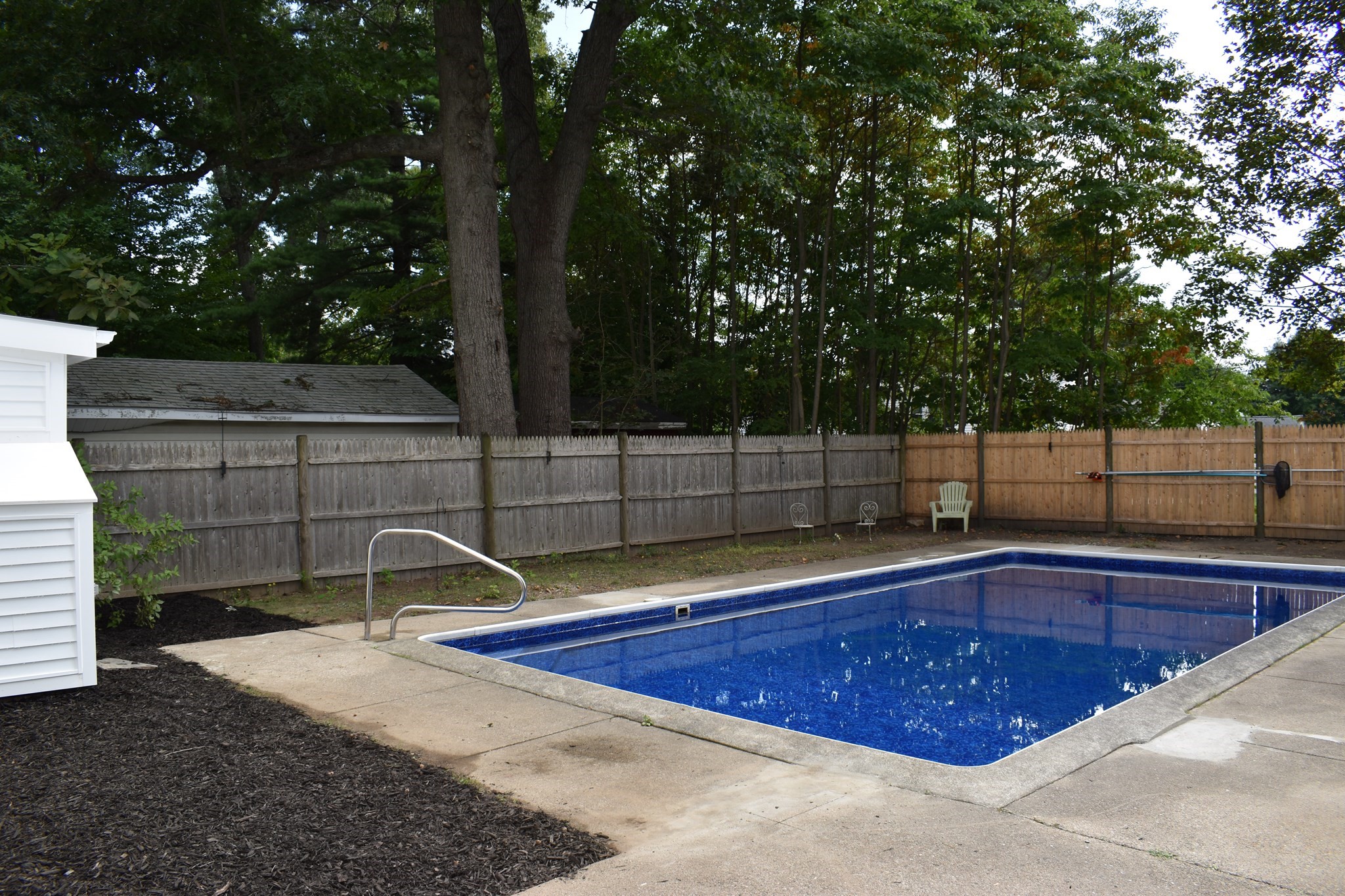 65 Thomas Rd Property Photo 5