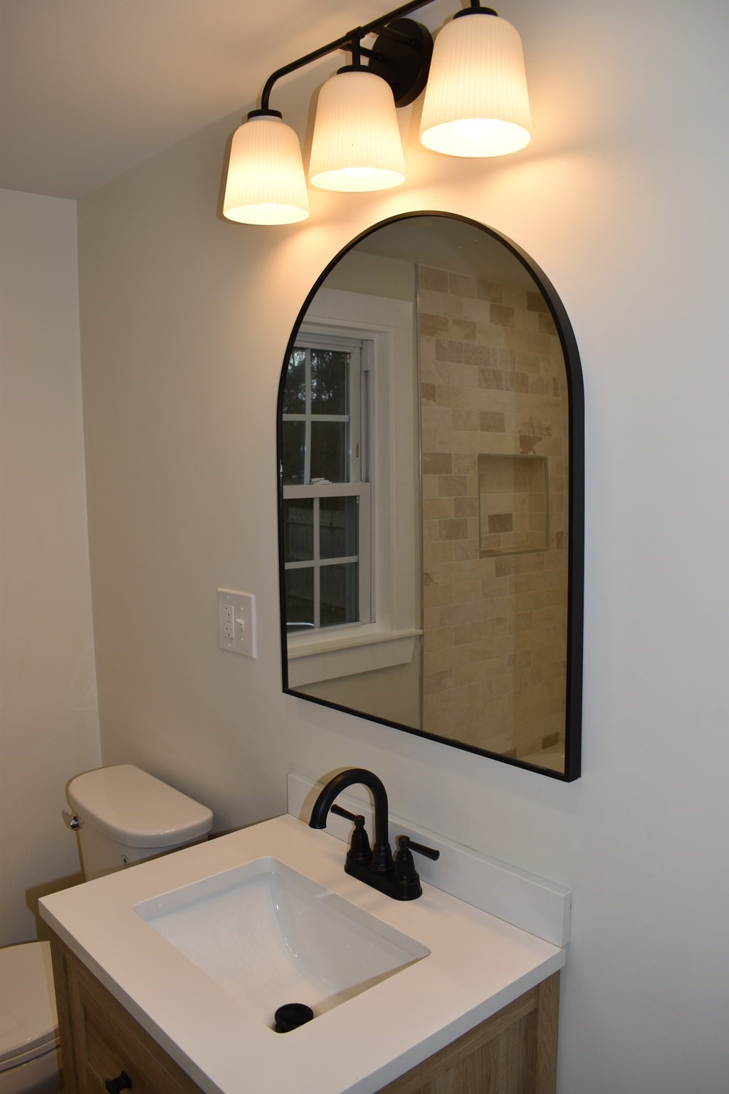 65 Thomas Rd Property Photo 12